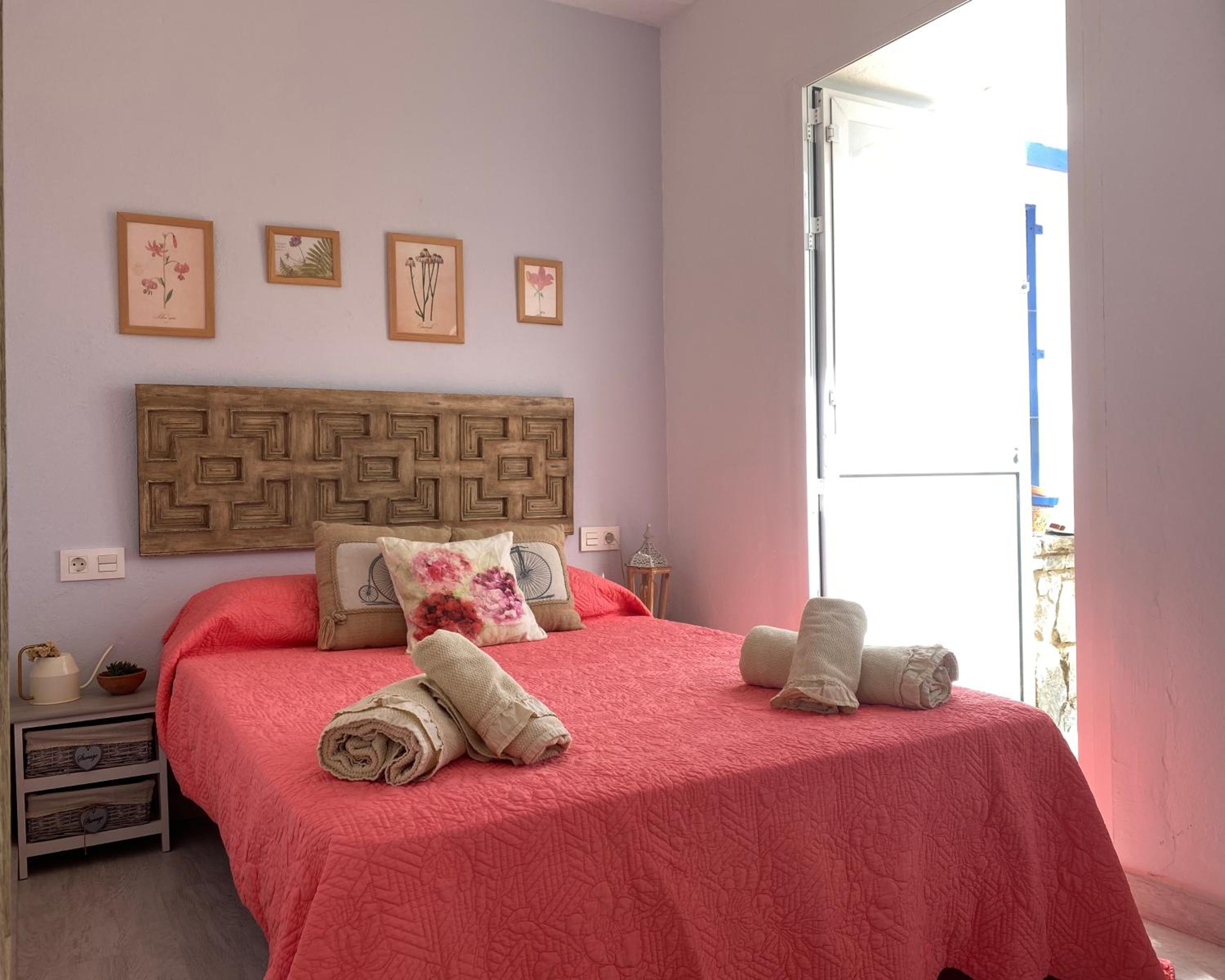 Habitación Doble con Baño Compartido