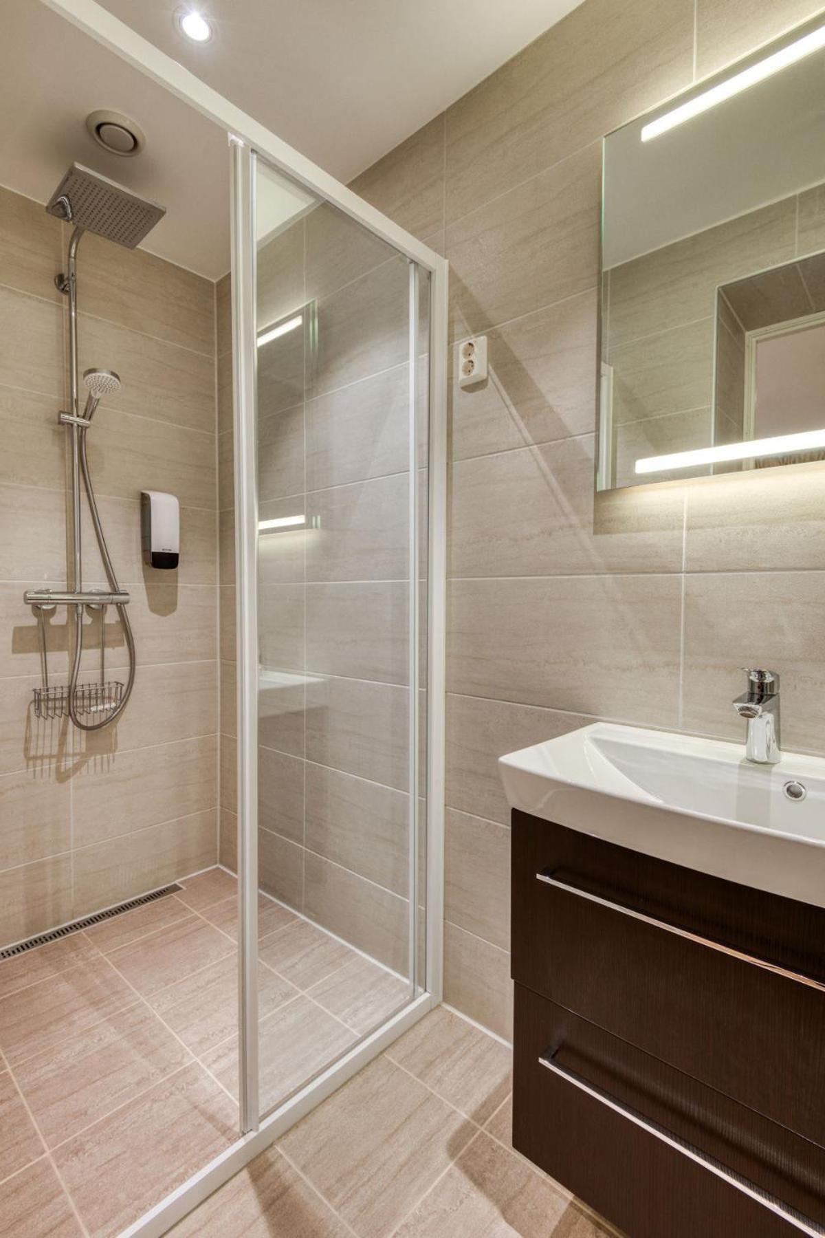 One-Bedroom Apartment - Photo 5