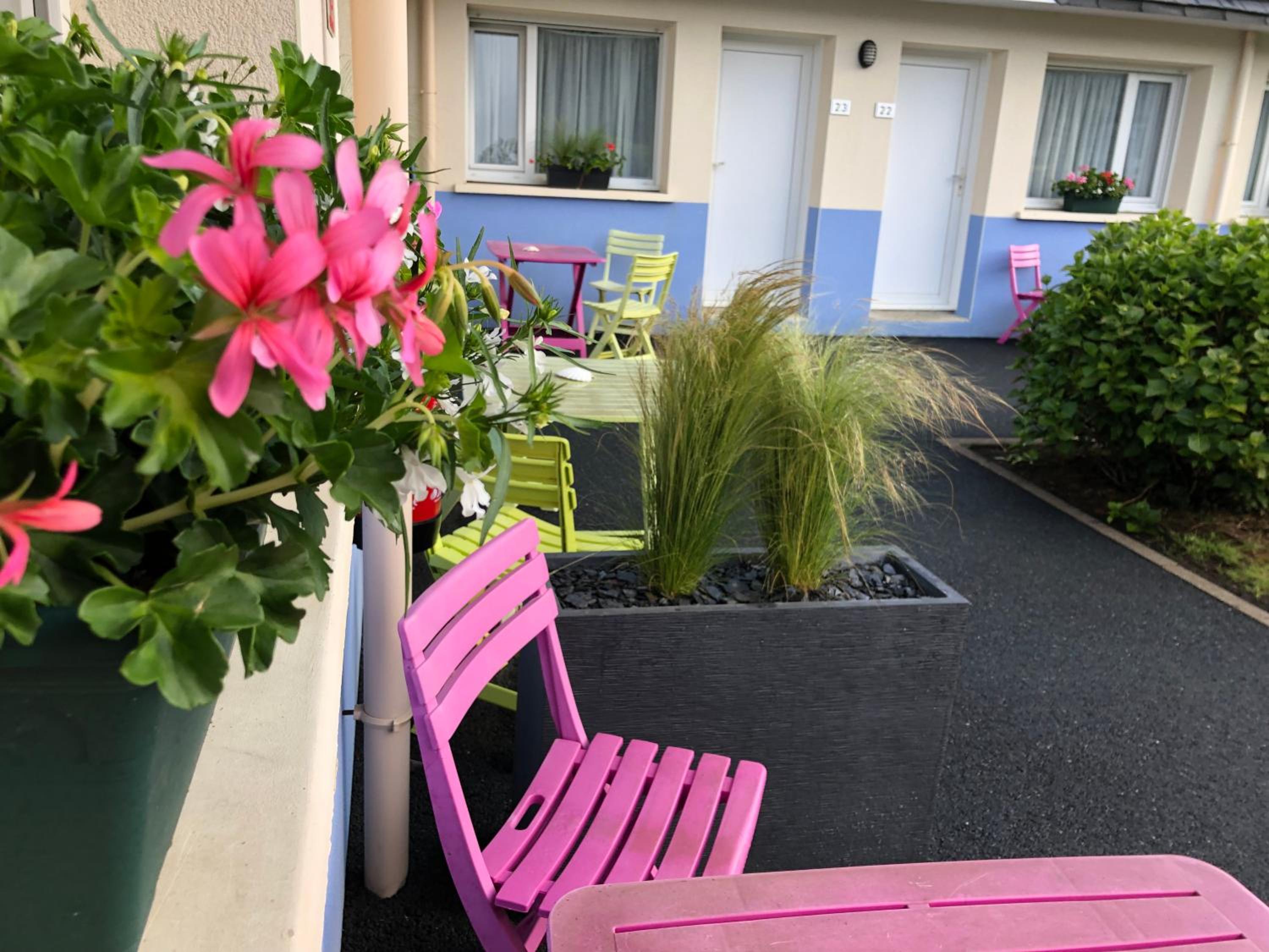 Triple Room with Garden View - Photo 4