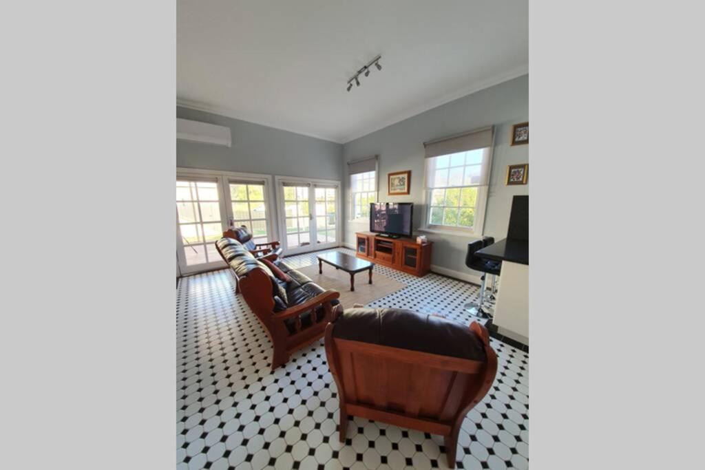 Three-Bedroom House photo 1