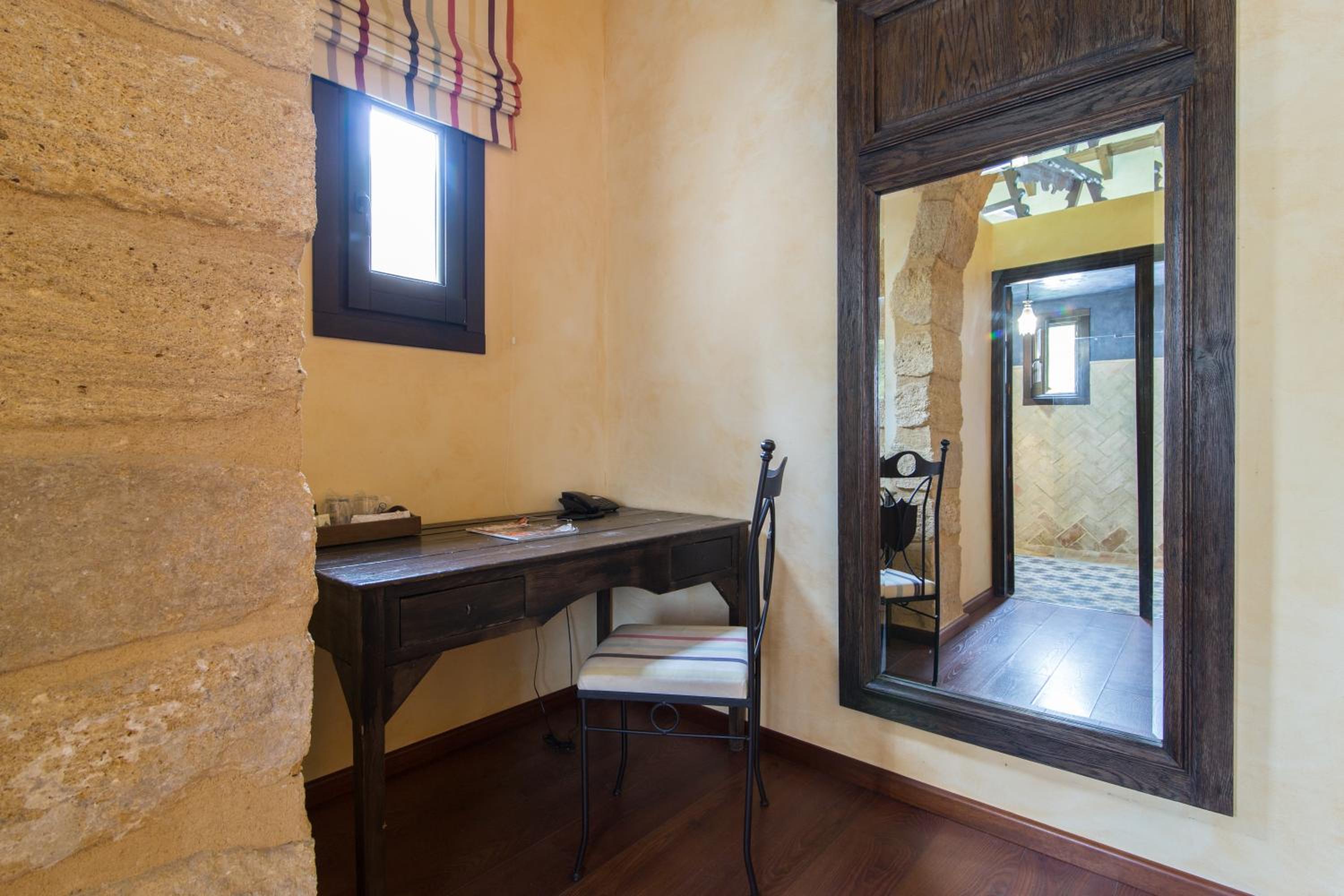 Superior Double Room - Photo 30