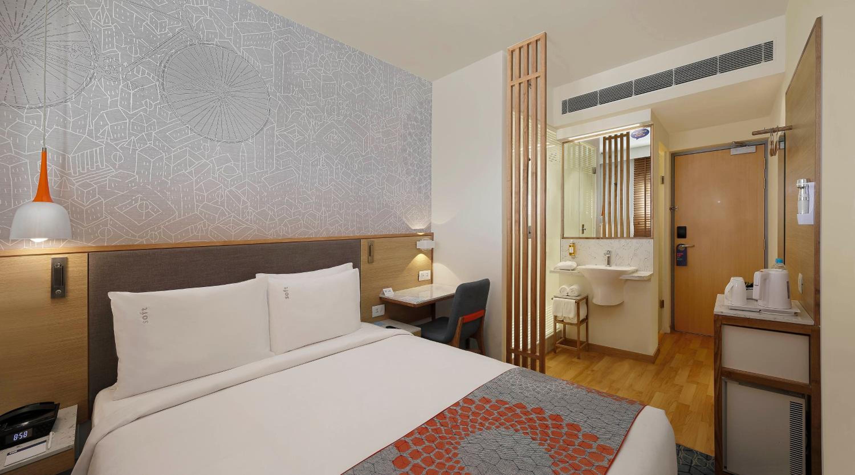 Standard Queen Room - 10% discount on Laundry services & Enjoy Non Alcoholic Welcome Drink photo 3