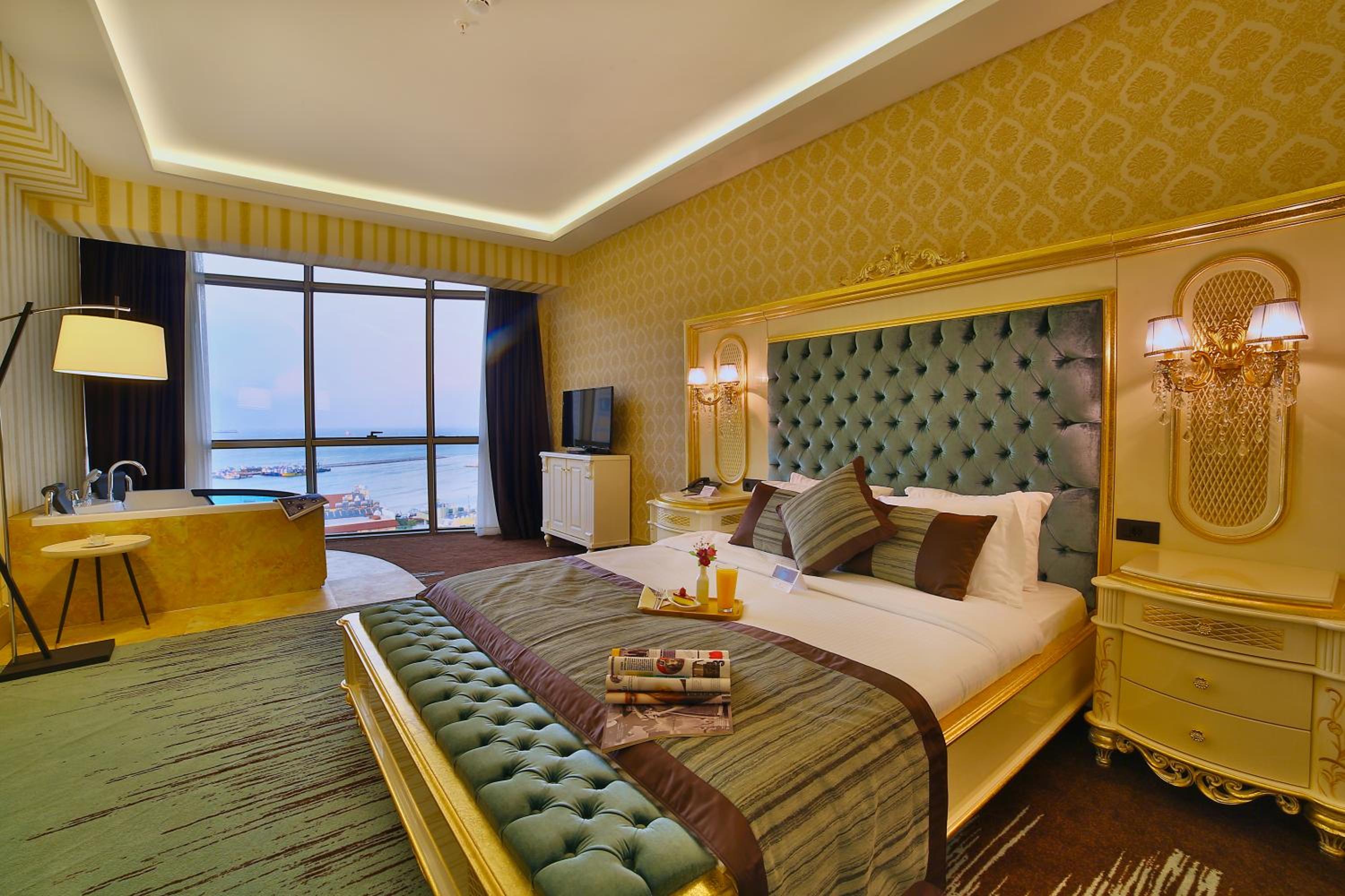 King Suite with Sea View - Photo 7