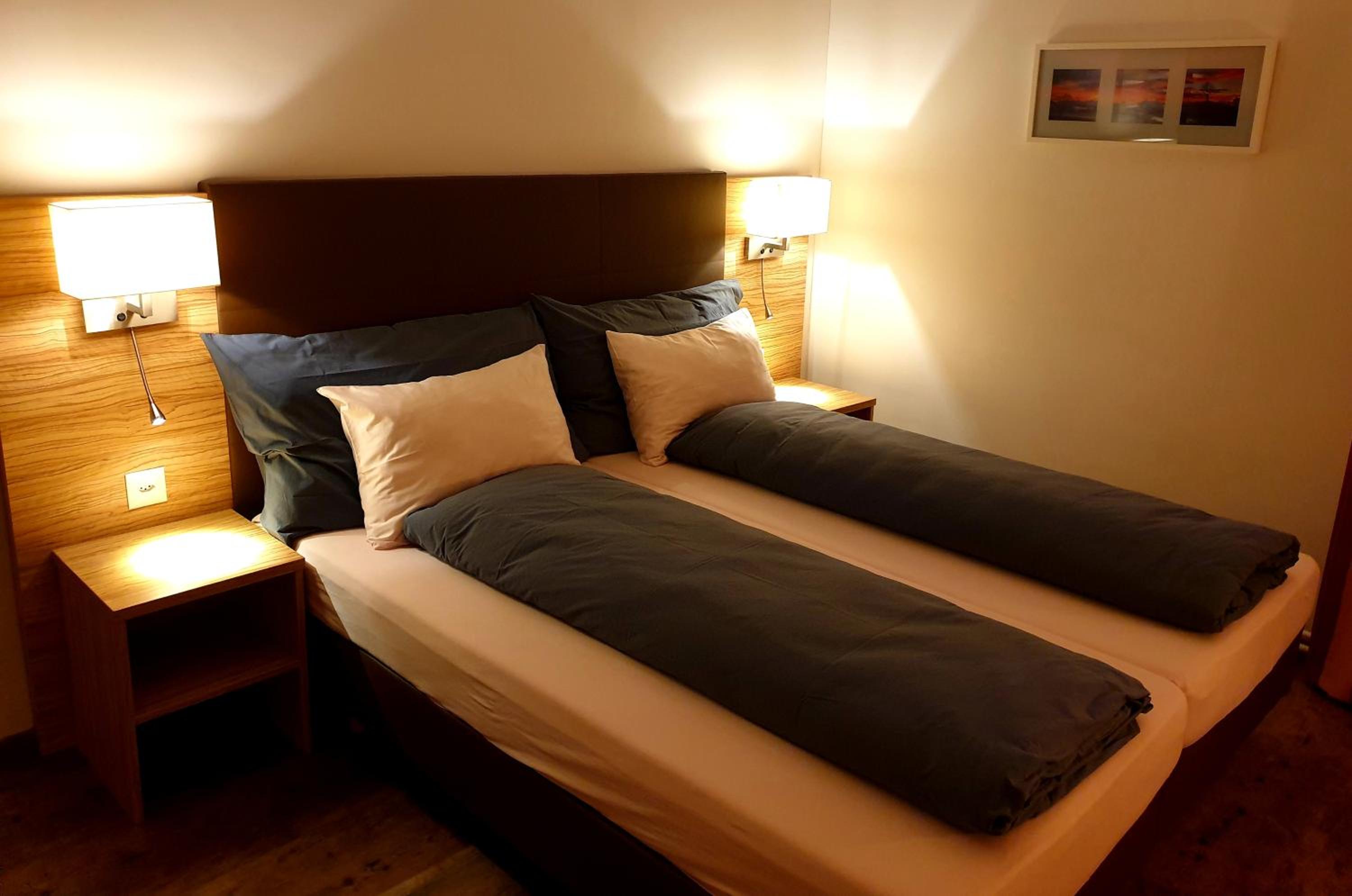 Double Room - Photo 3
