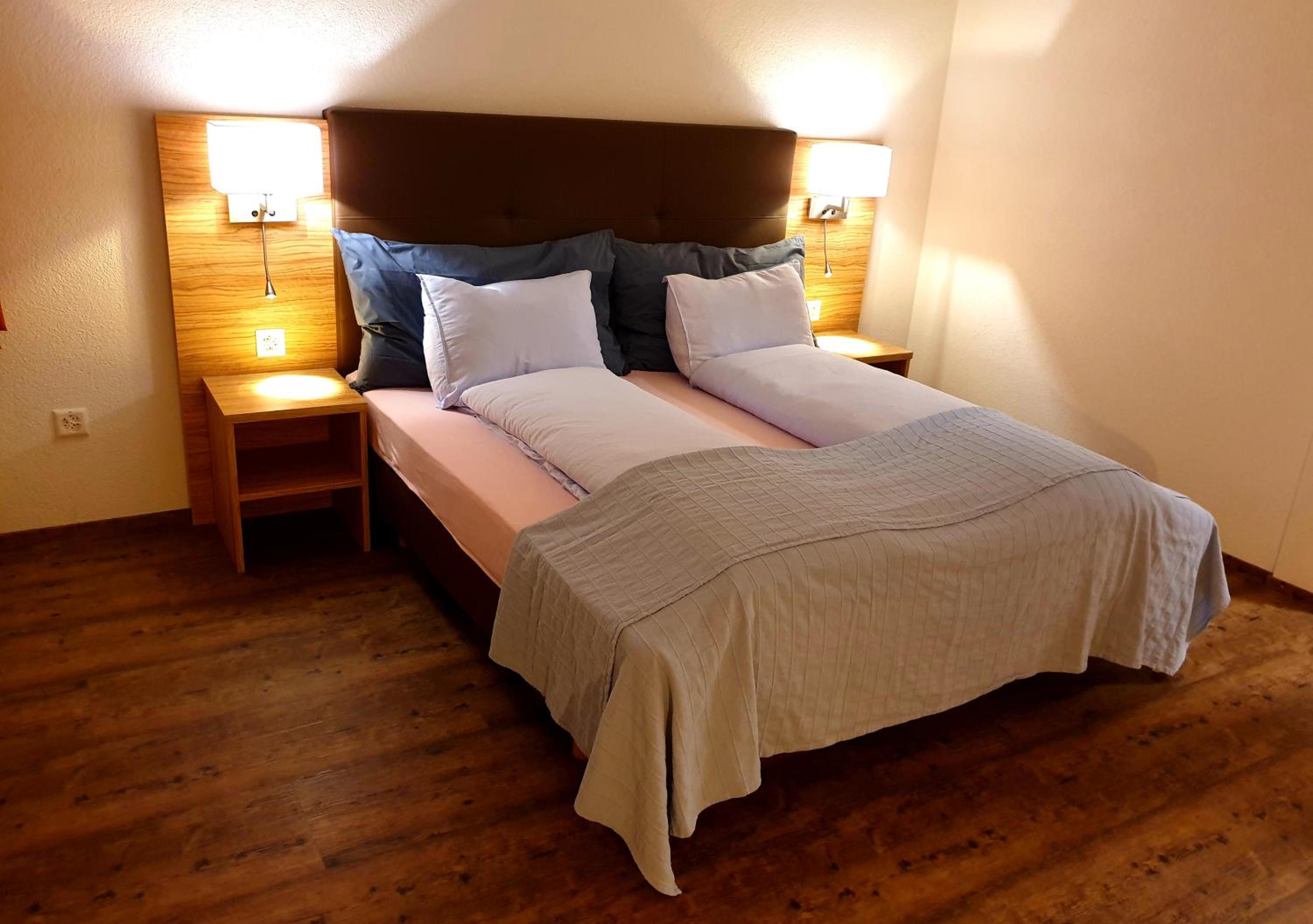 Double Room - Photo 2