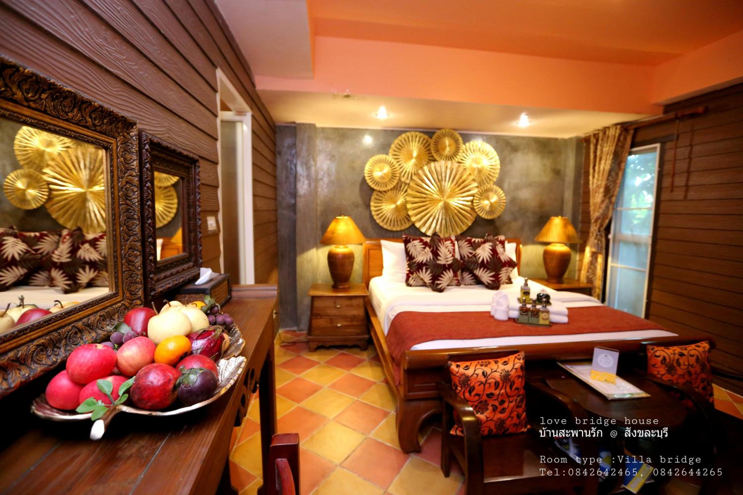Three-Bedroom Villa - Photo 7
