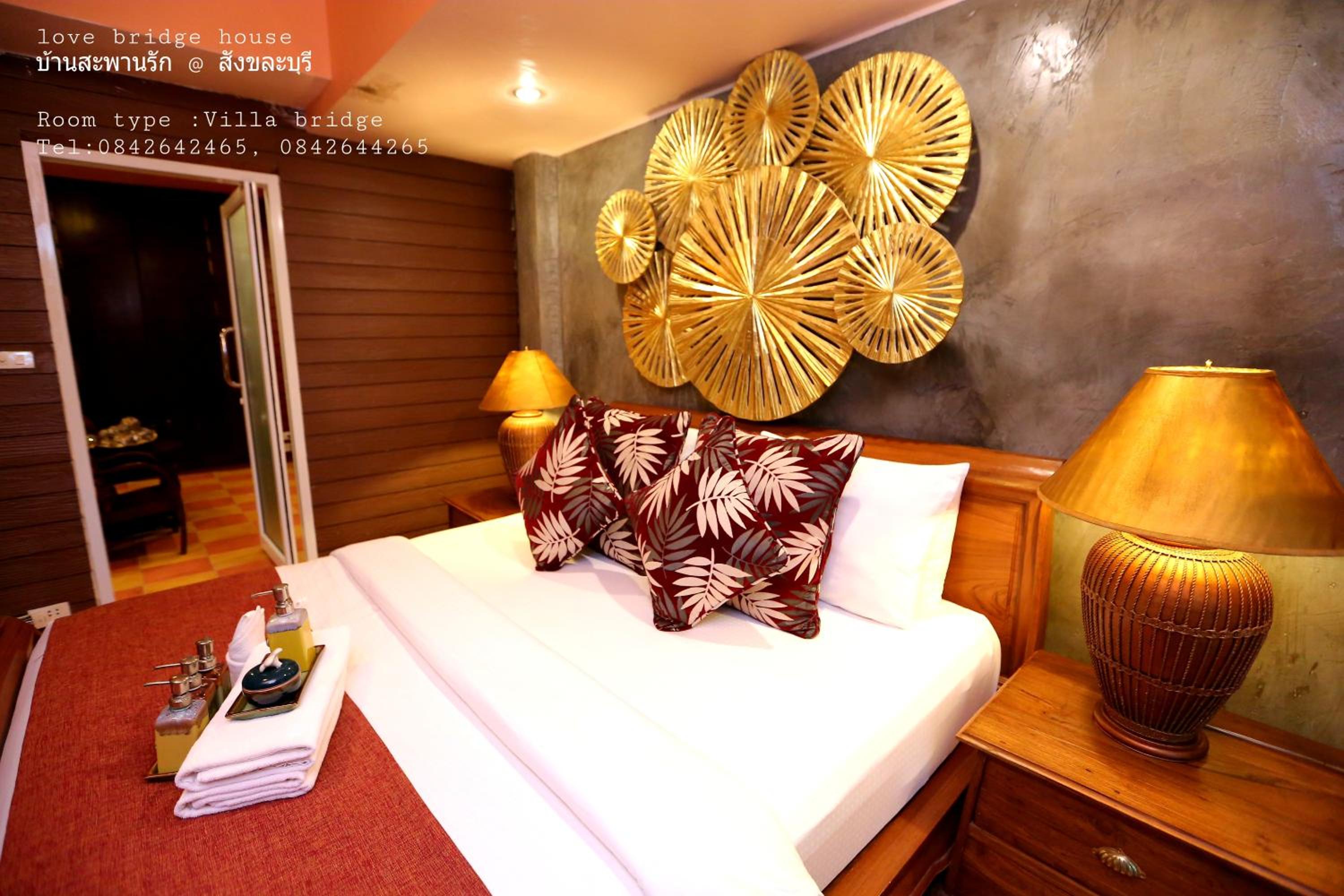 Three-Bedroom Villa - Photo 10
