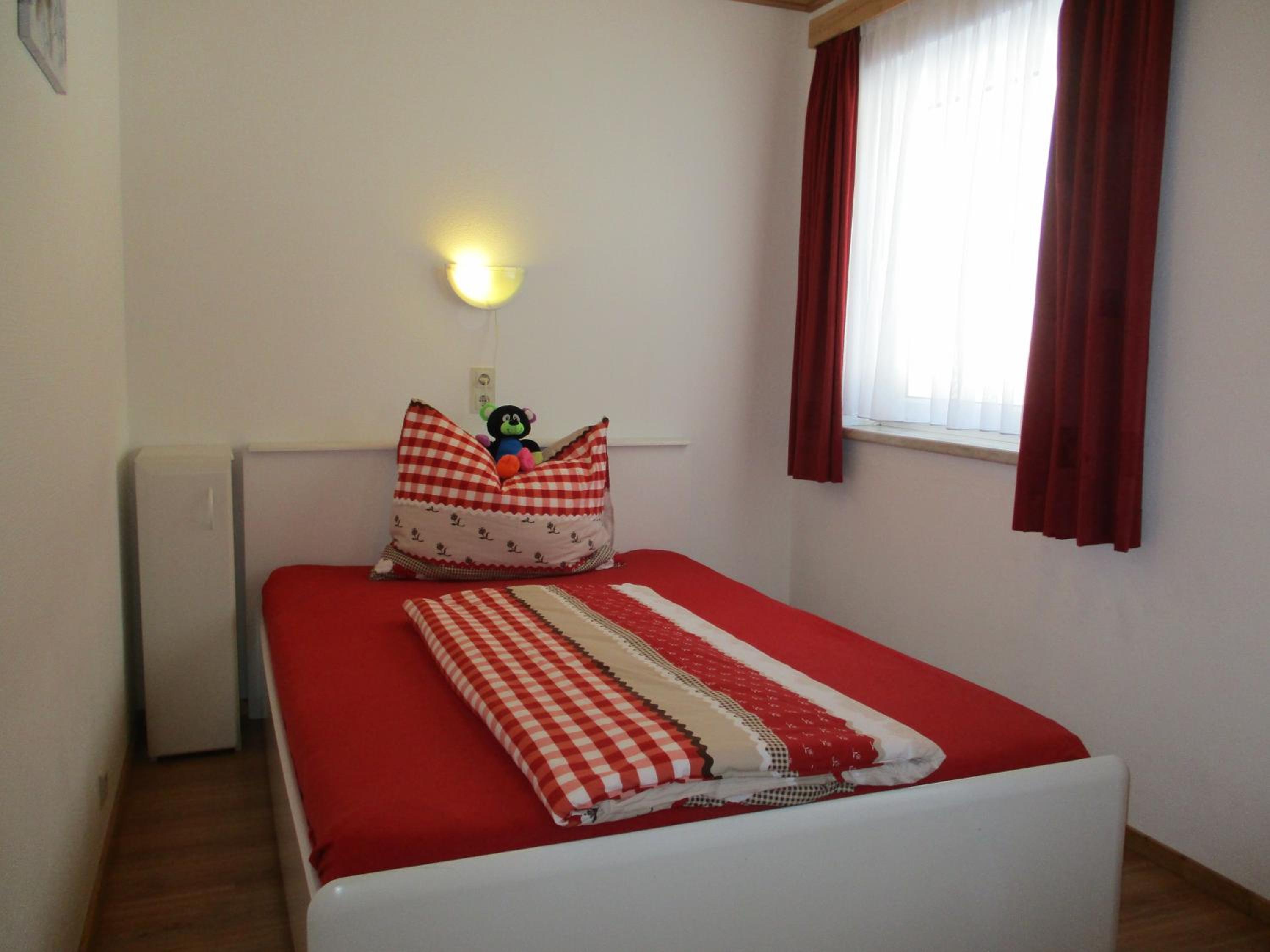 Single Room with Private Bathroom photo 1