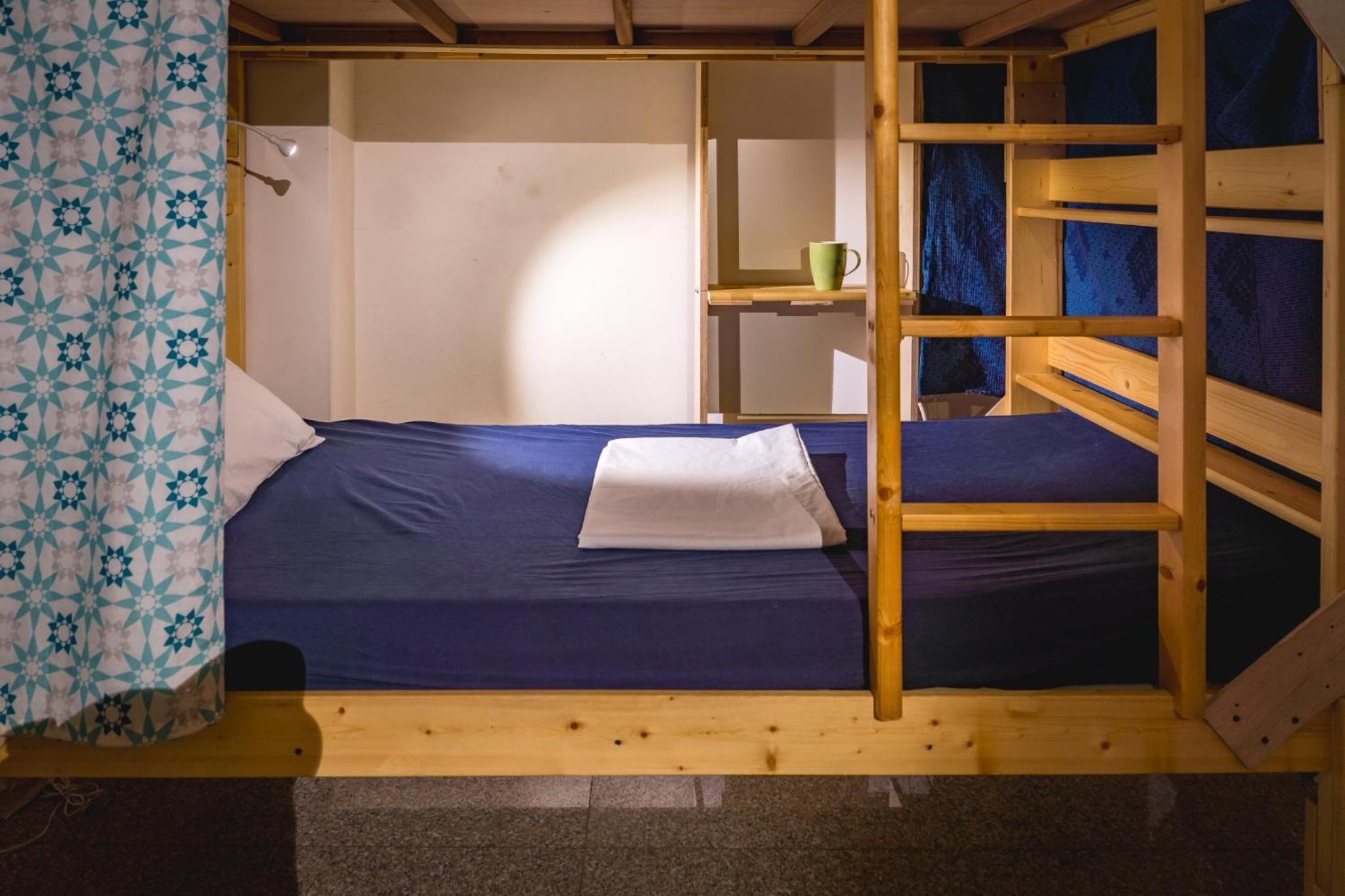 Single Bed in Mixed Dormitory Room photo 3