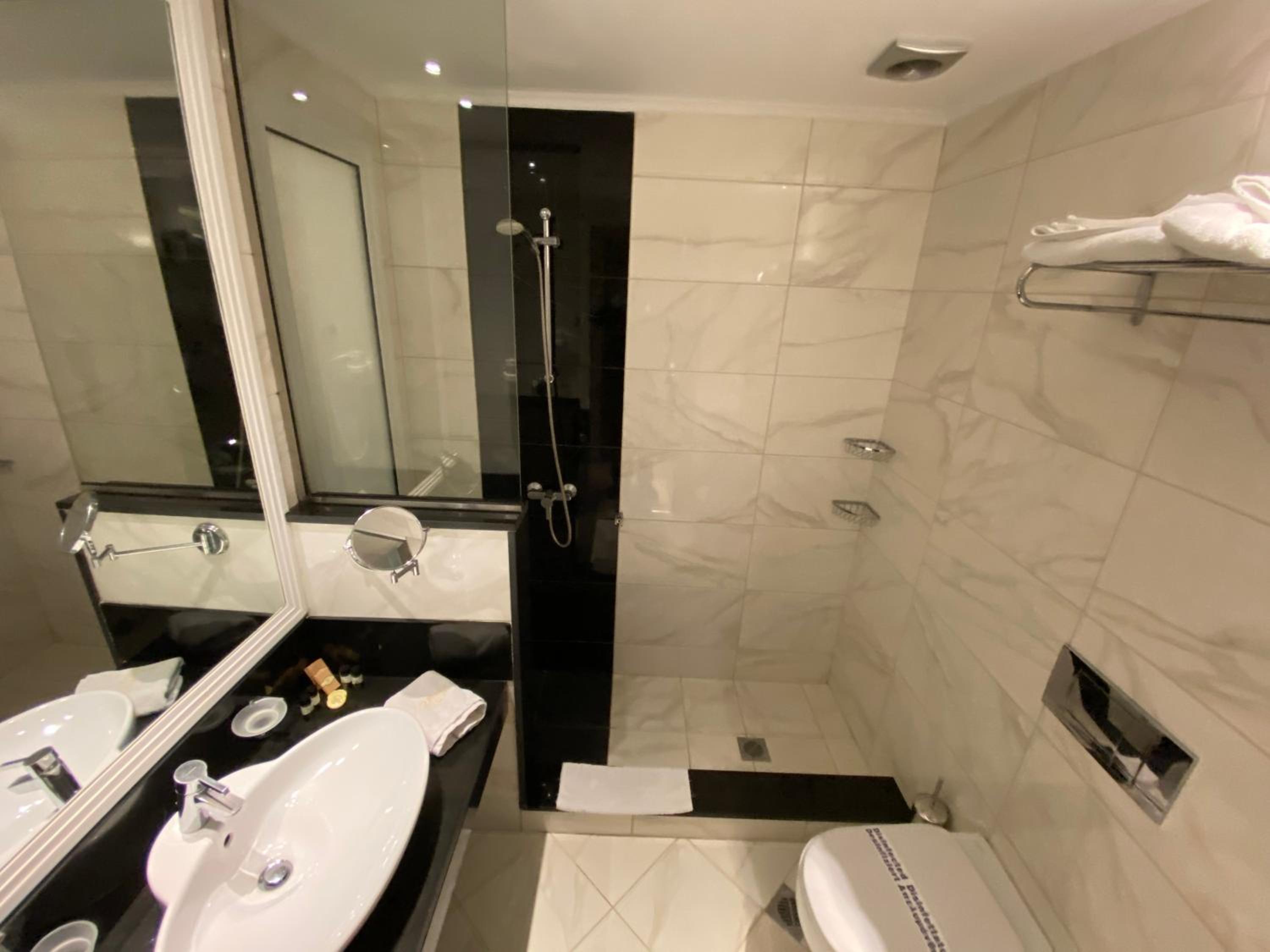 Superior Double Room with Mt Olympus View  - Photo 6