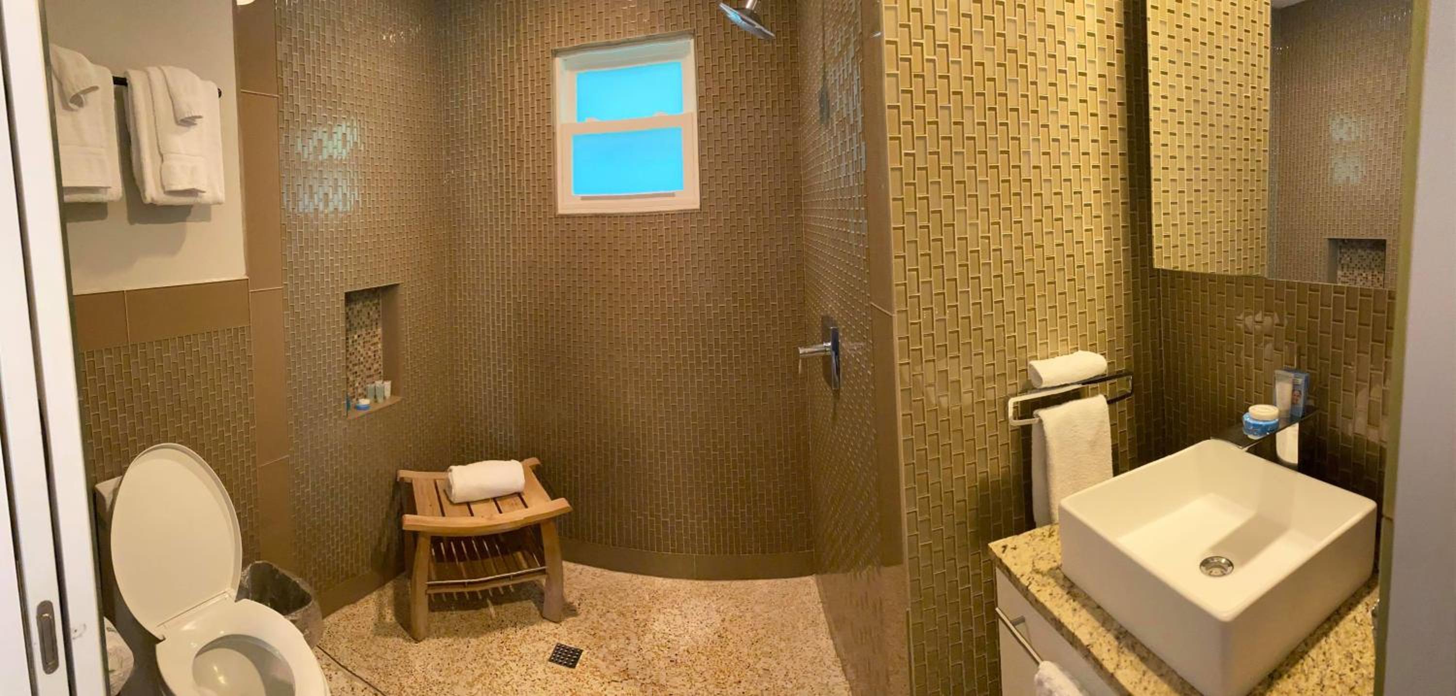 Hideaway Studio - Photo 10