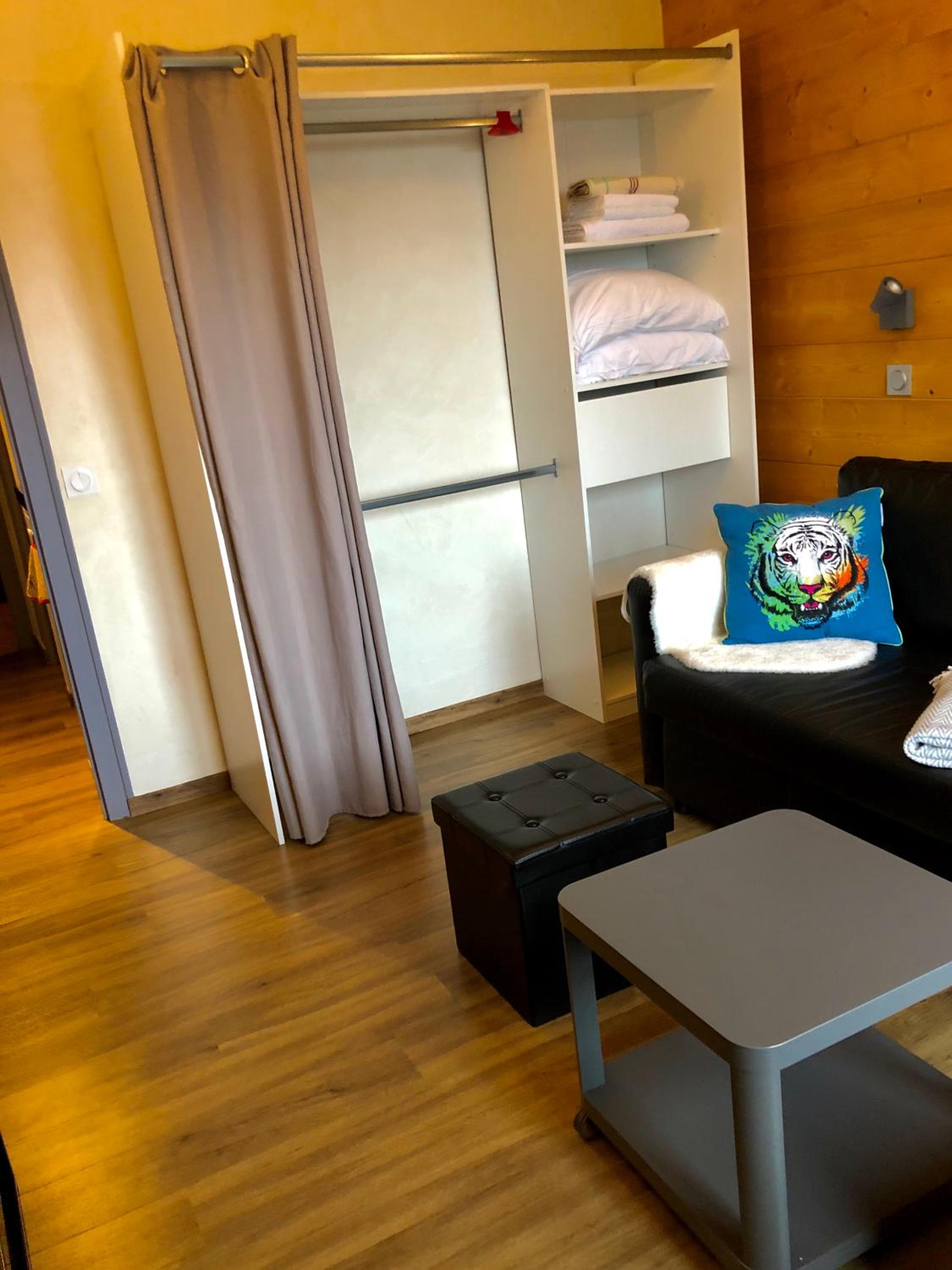 Studio Apartment - Photo 7