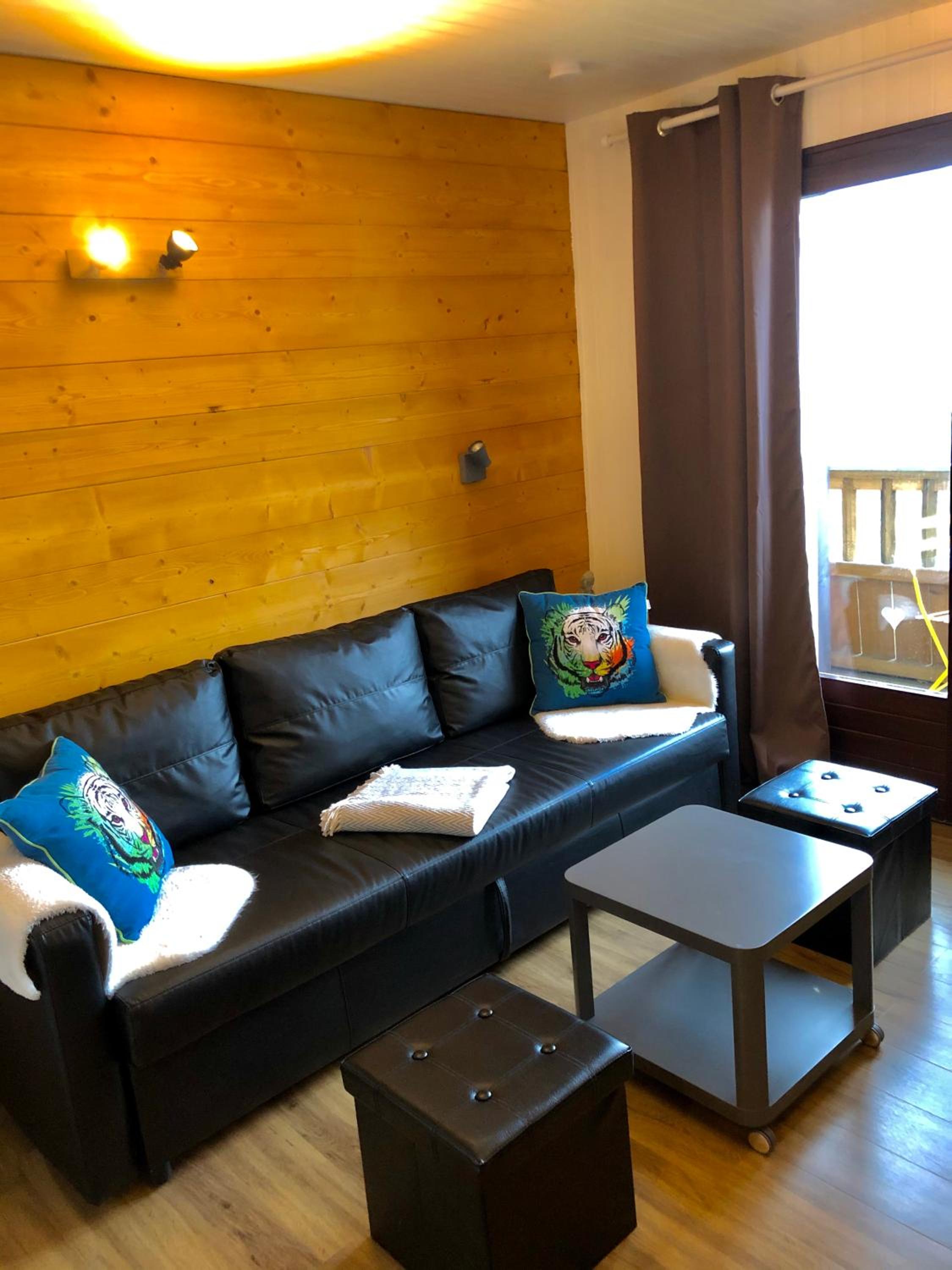 Studio Apartment - Photo 11