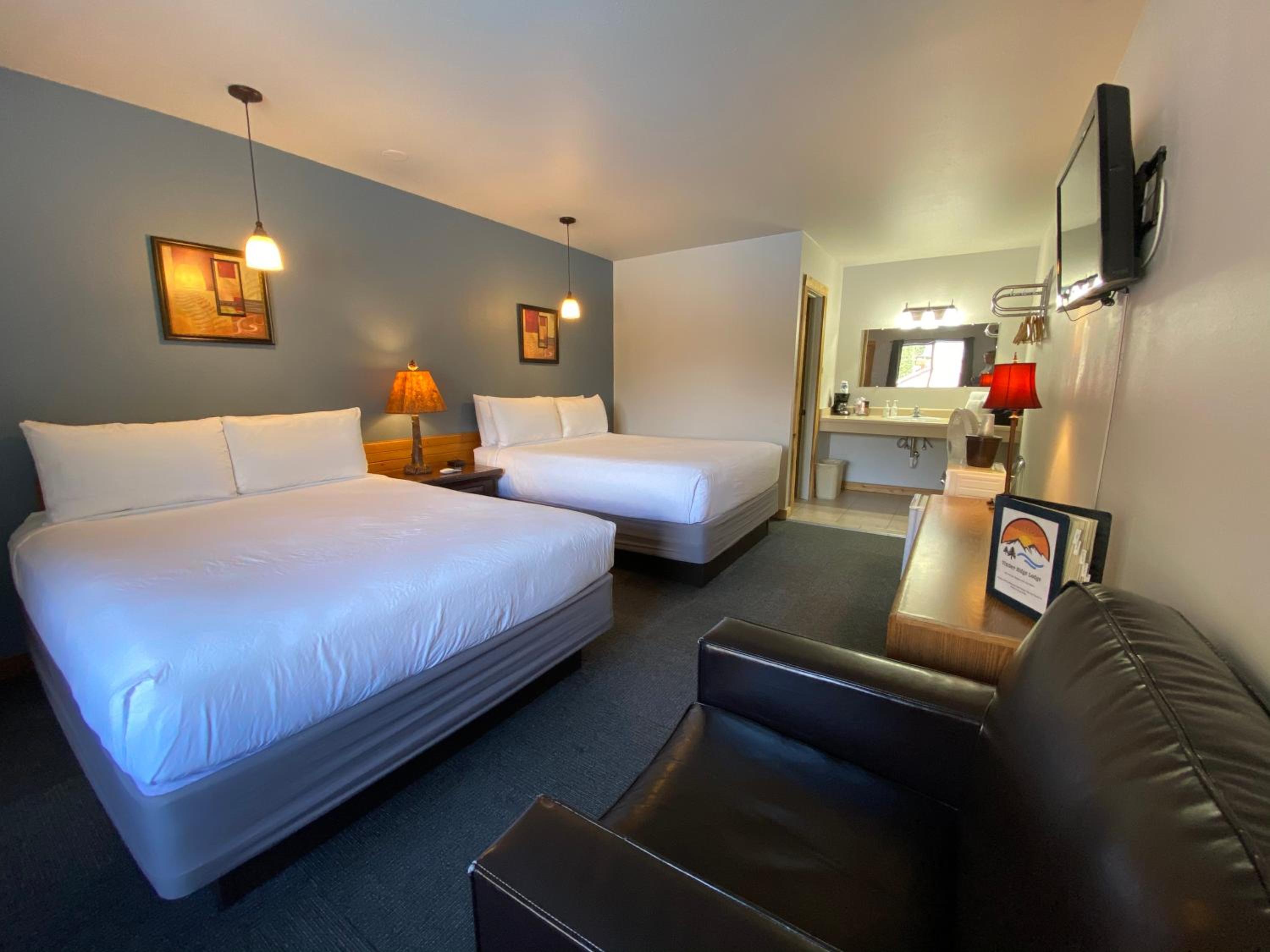Premium Queen Room with Two Queen Beds photo 1