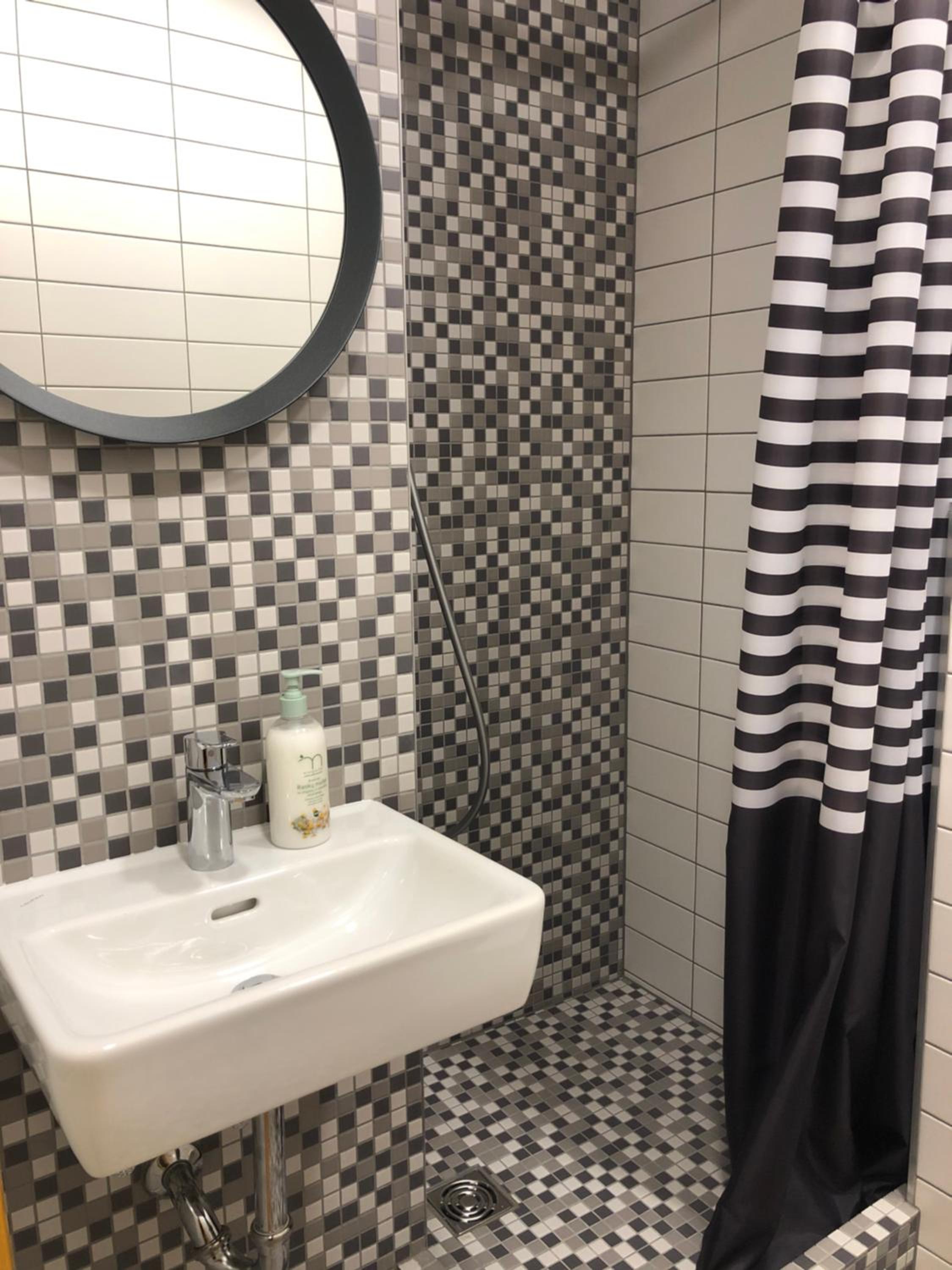 Double Room With Private External Bathroom photo 2