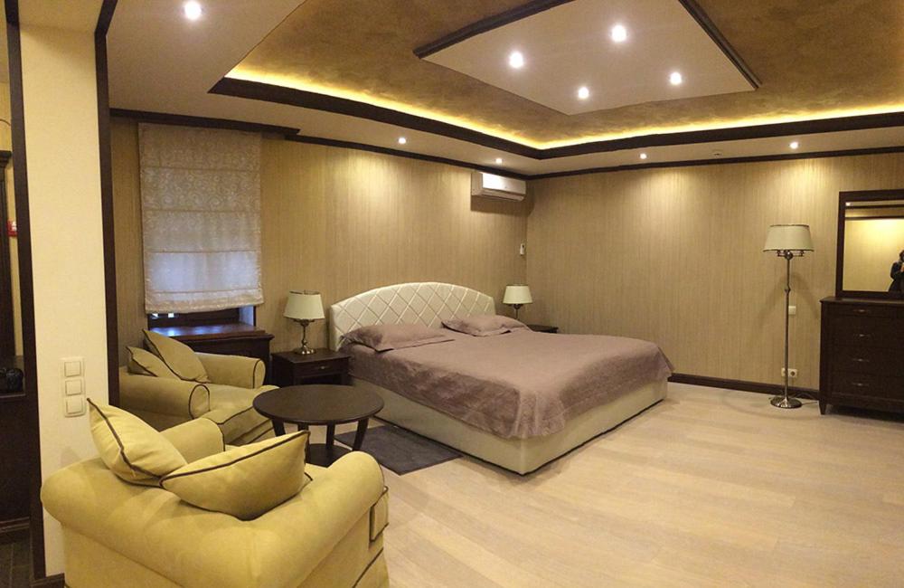 Large Double Room photo 1