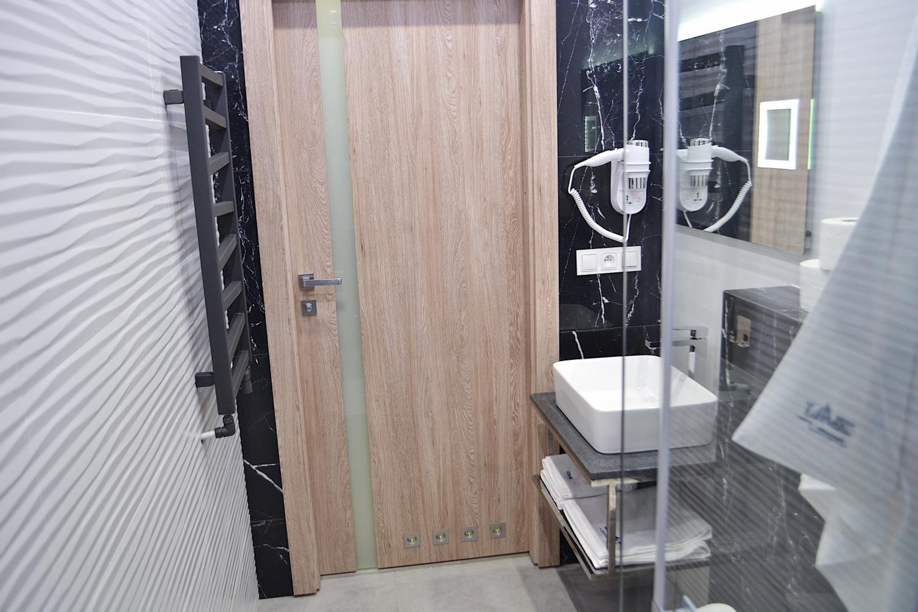 Superior Studio - Photo 10