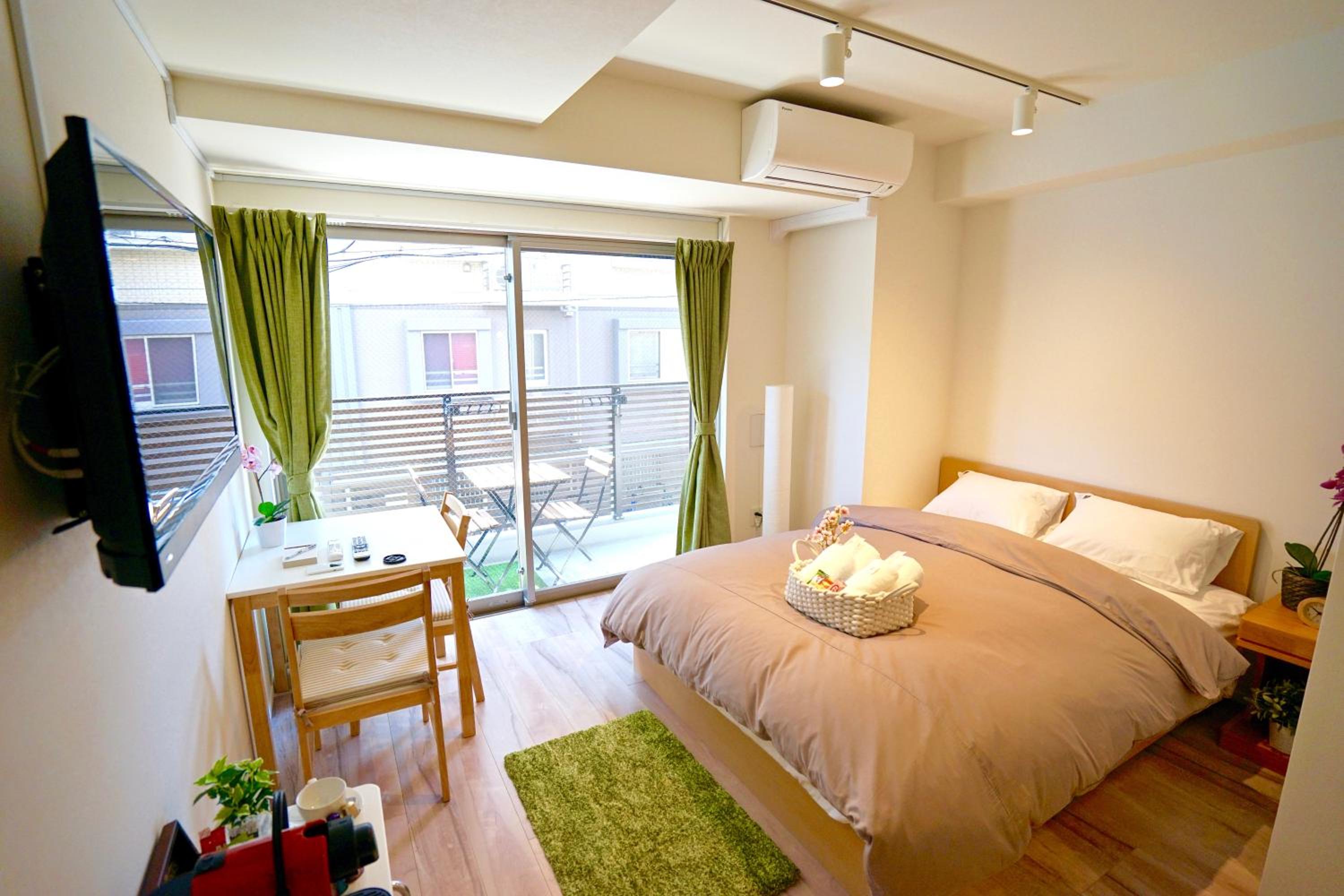 Deluxe Double Room with Balcony photo 2