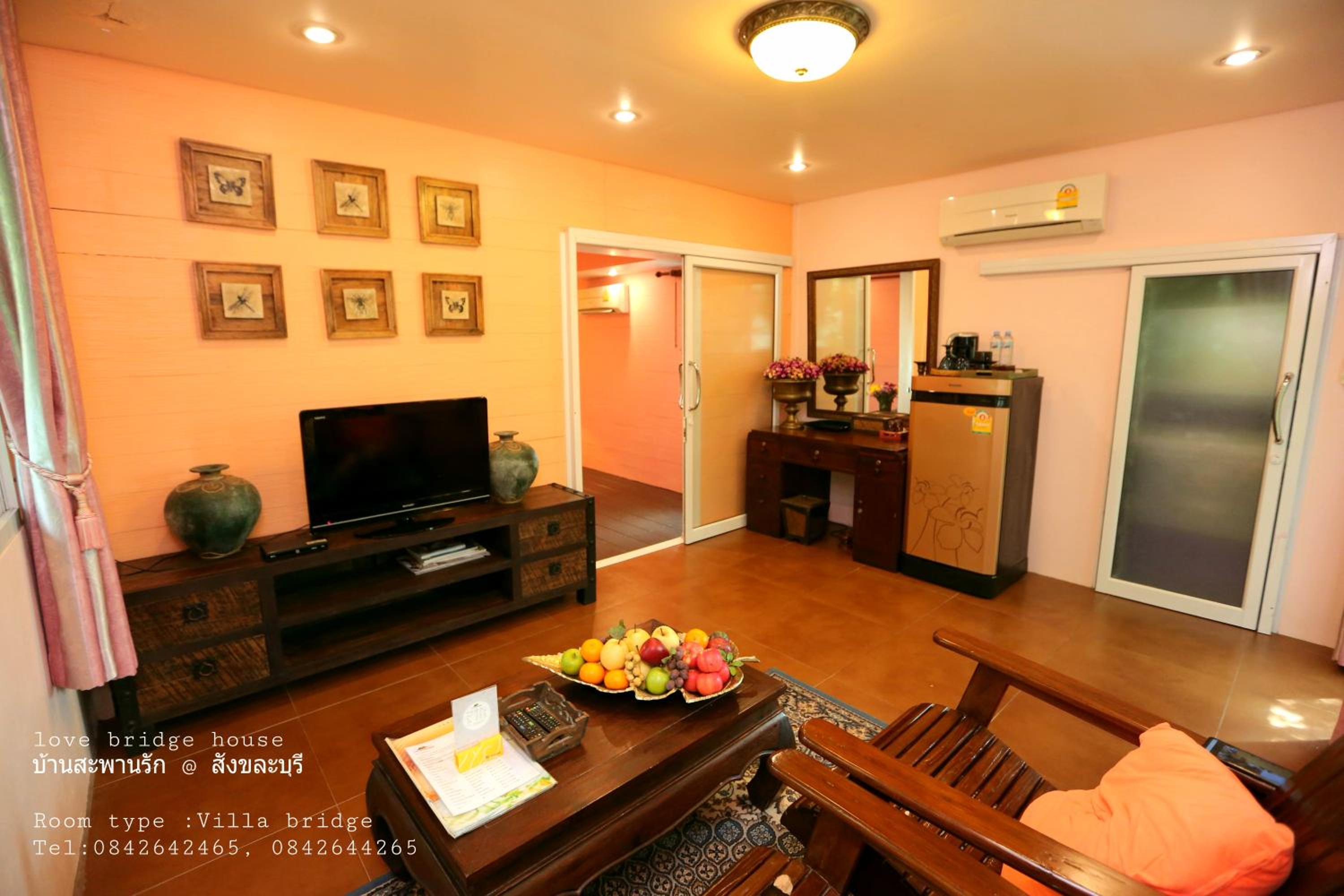 Three-Bedroom Villa - Photo 3