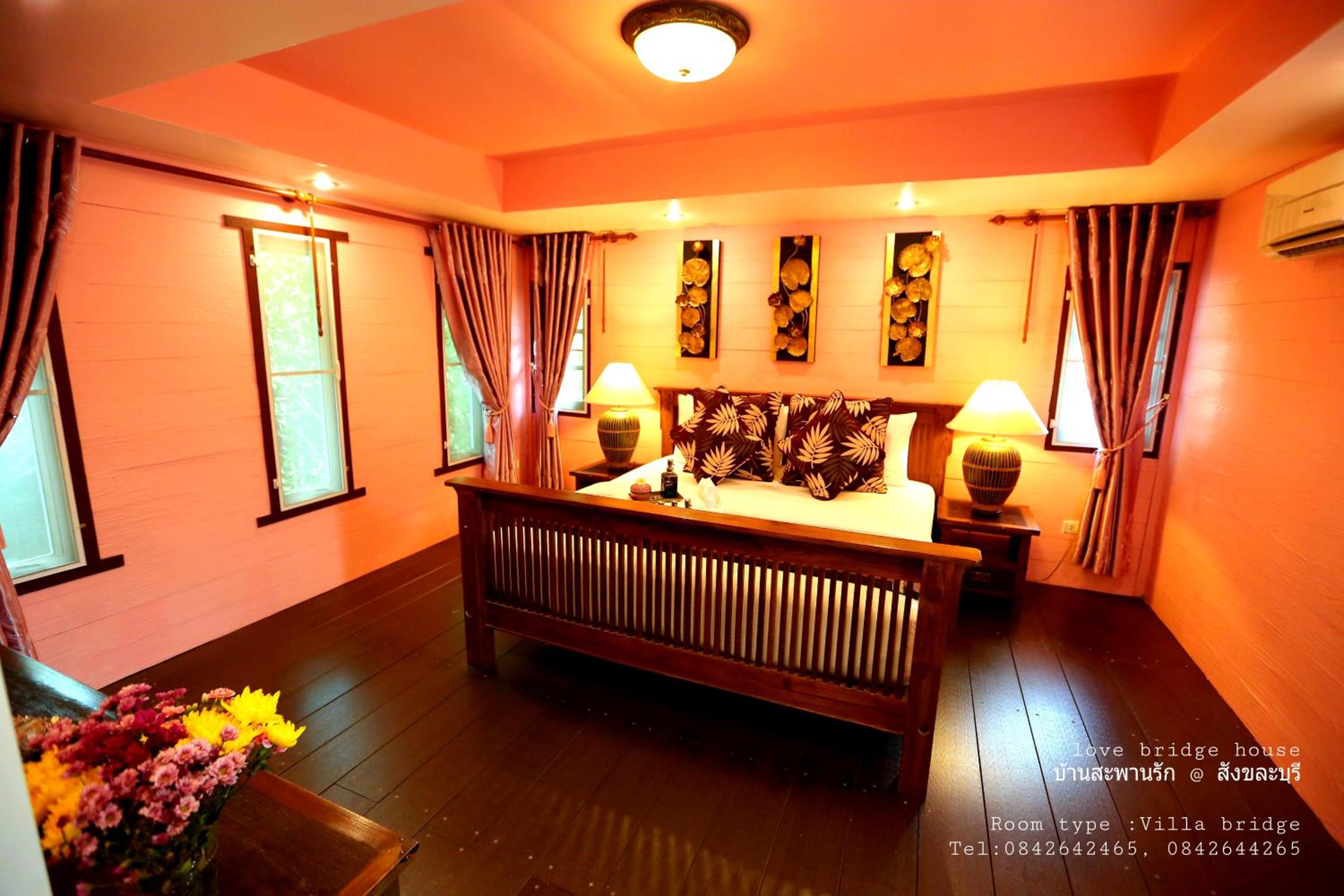 Three-Bedroom Villa - Photo 38
