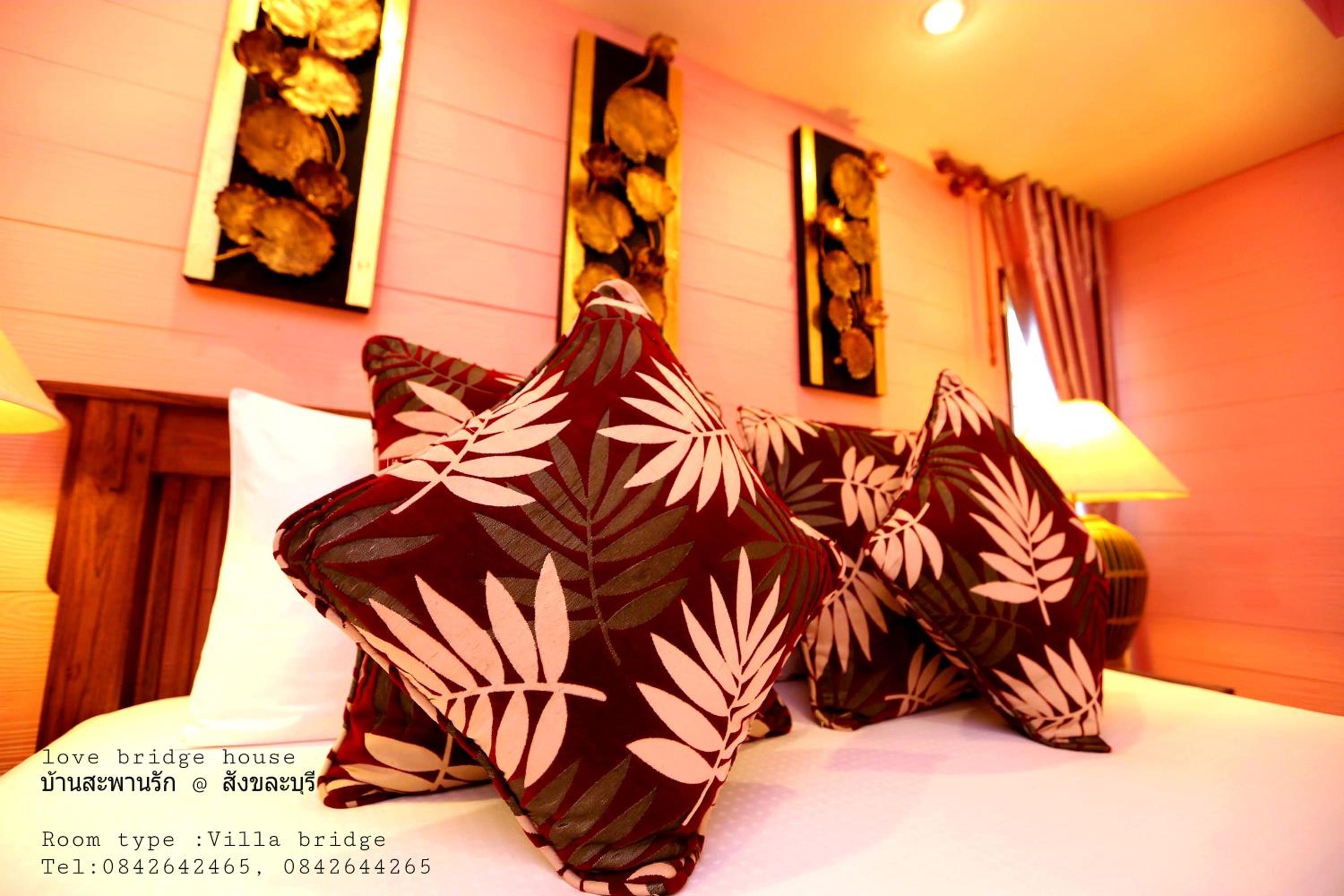 Three-Bedroom Villa - Photo 35