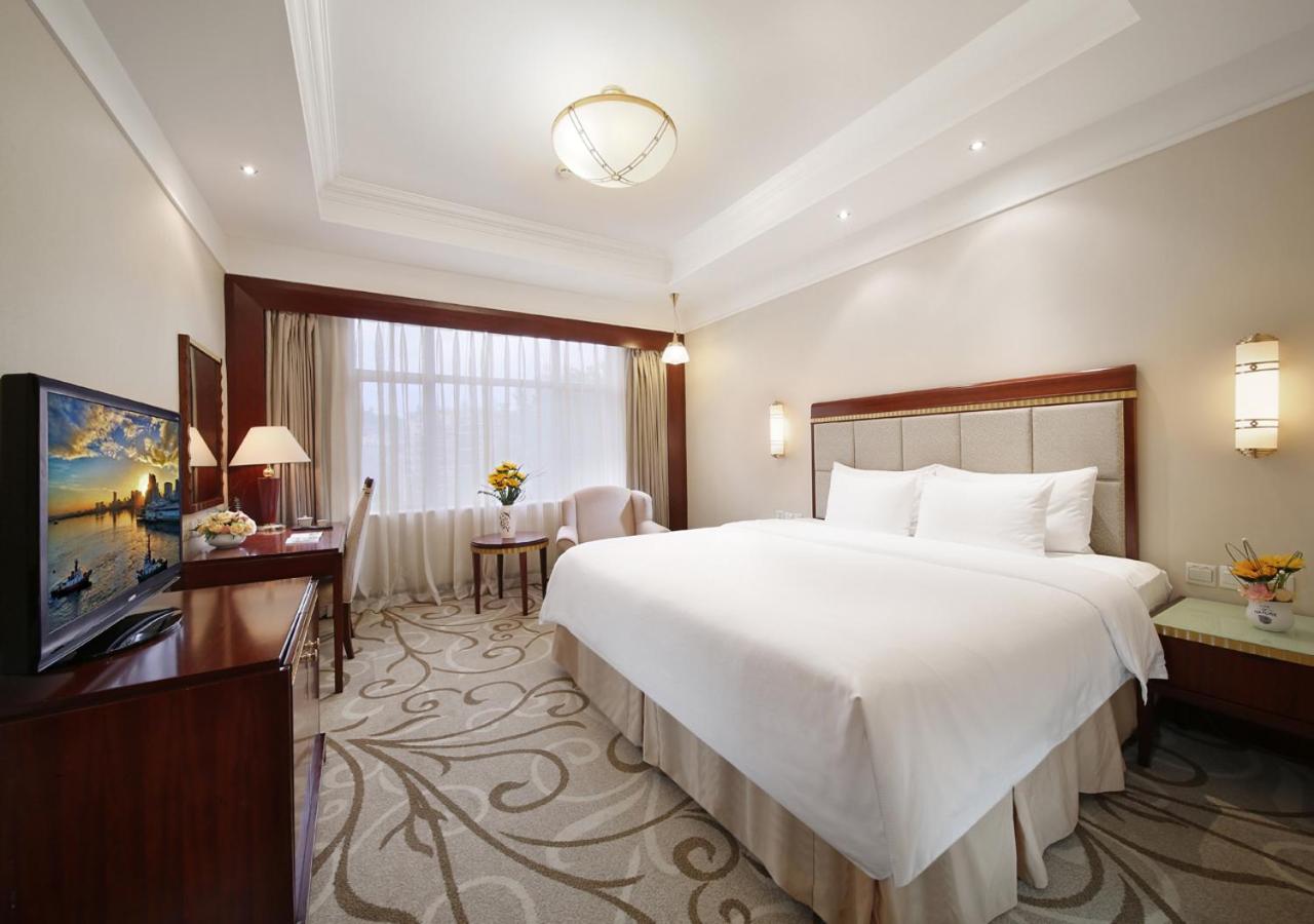 Qin Yuan Deluxe City View King Room (5 building A area)