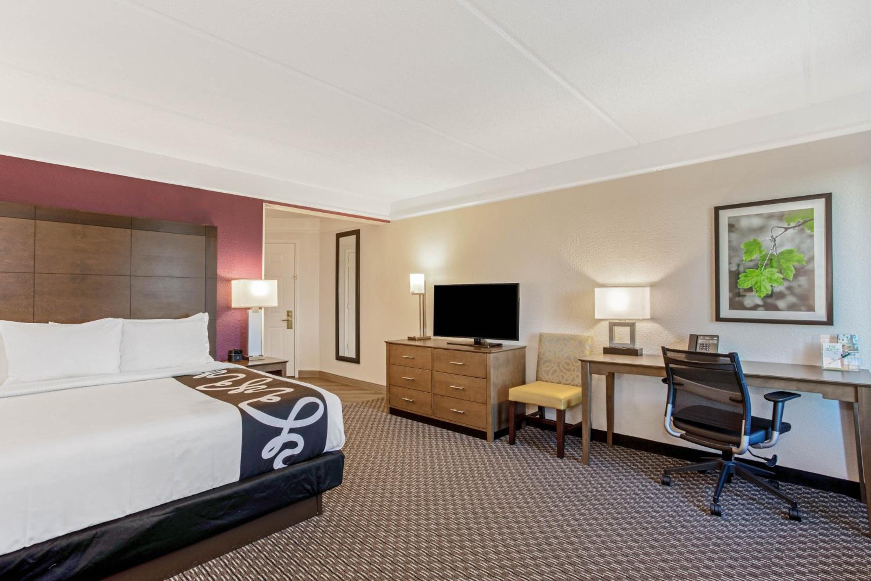 La Quinta Inn & Suites by Wyndham Panama City