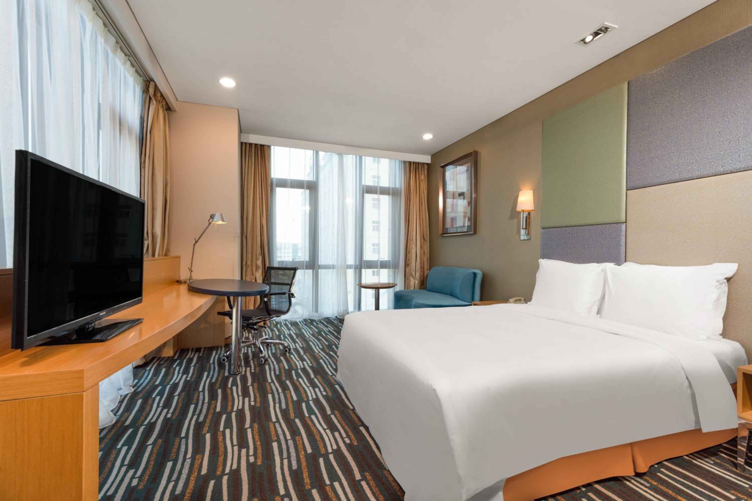 Standard Queen Room - Photo 1