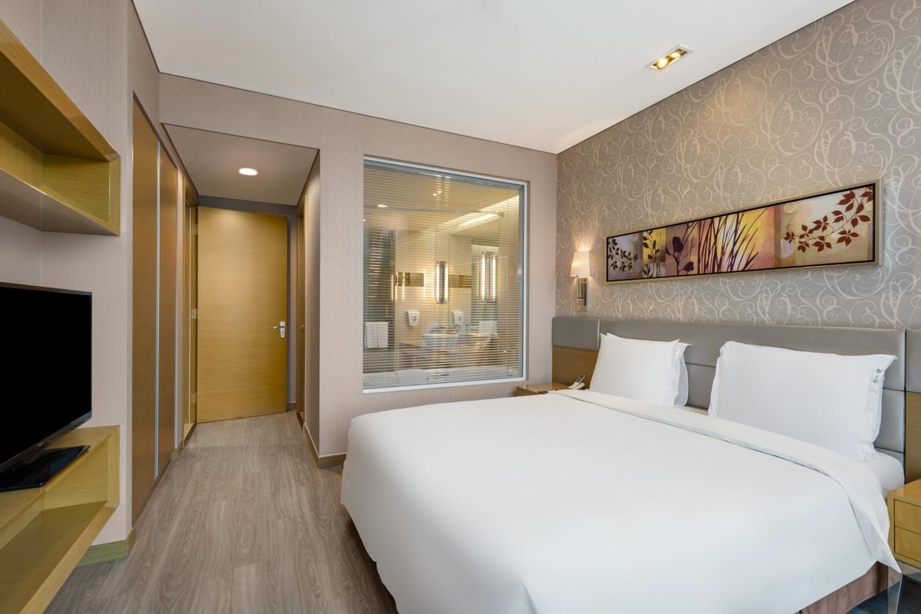 Standard Queen Room - Photo 2