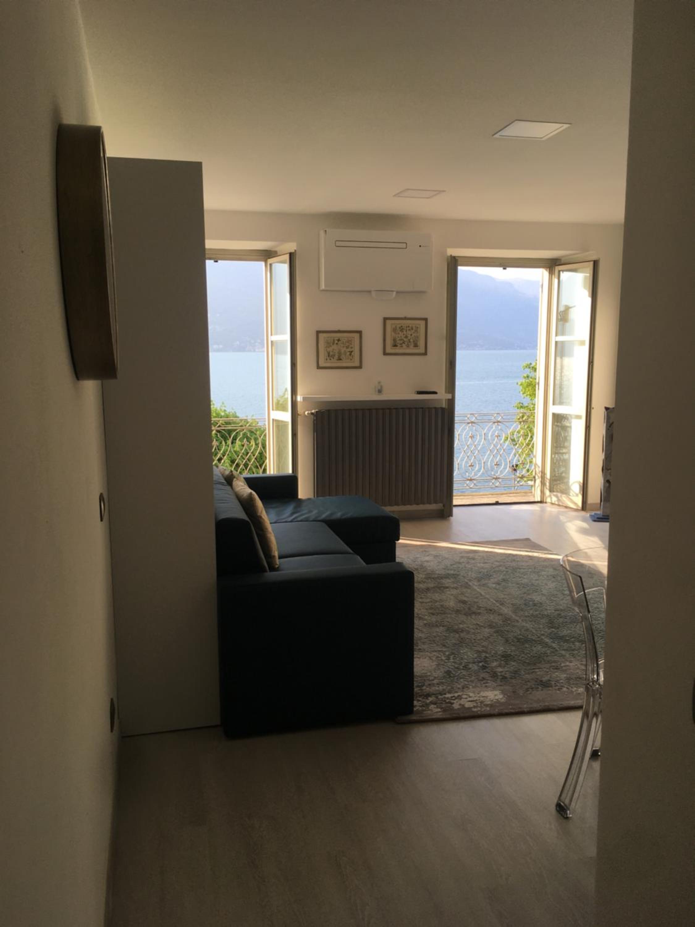 Apartment with Lake View - Photo 32