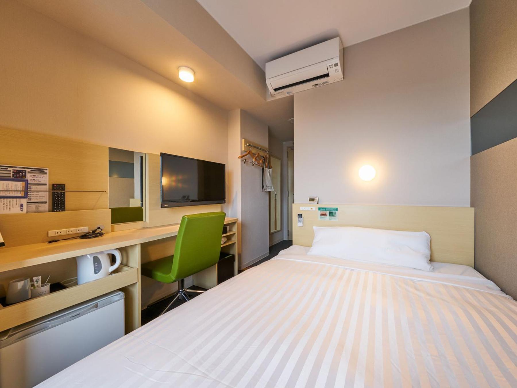 Small Double Room - Photo 9