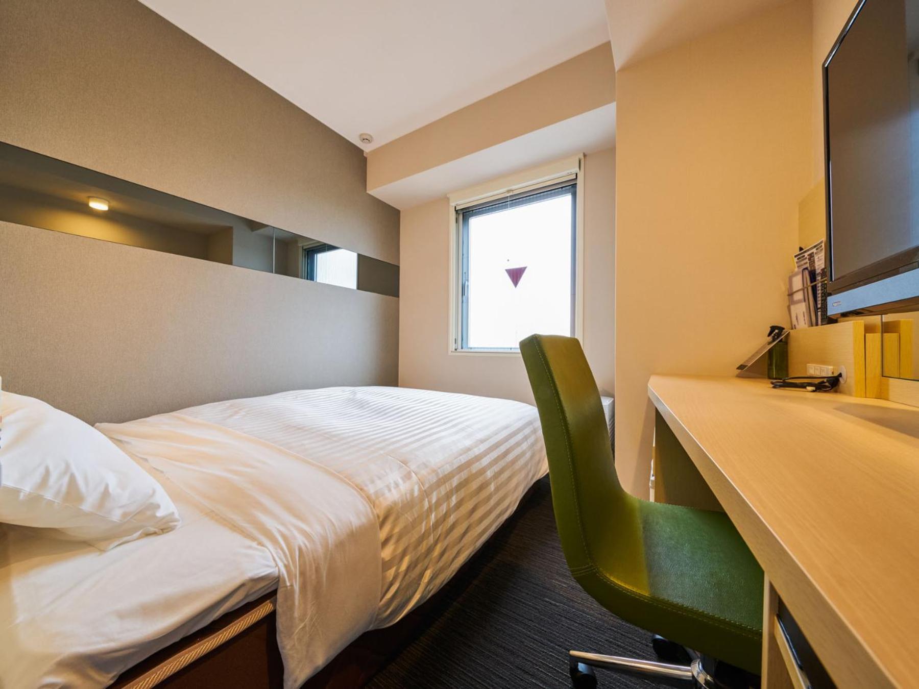 Small Double Room - Photo 10