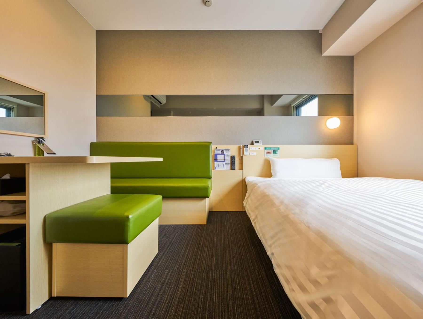 Double Room - Photo 12