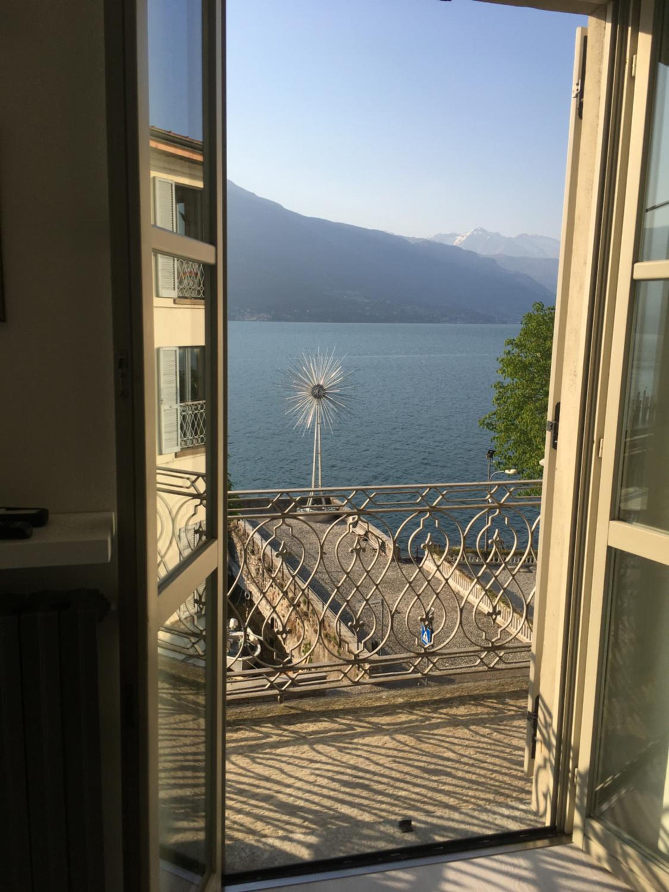 Apartment with Lake View - Photo 20