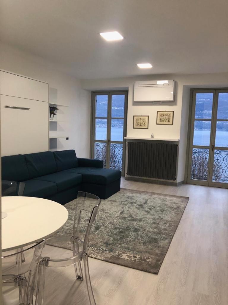 Apartment with Lake View - Photo 6
