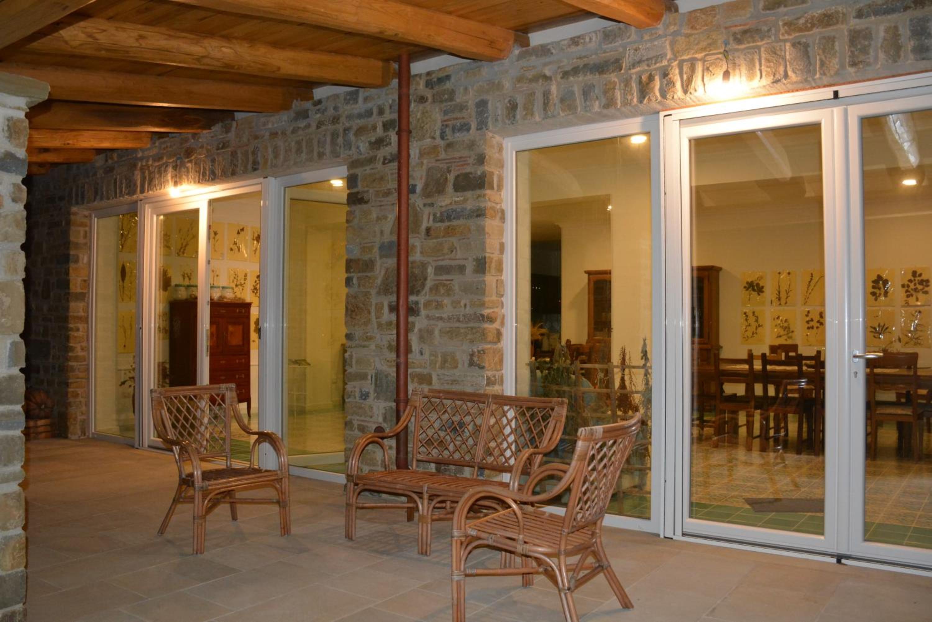 Maisonette photo 3