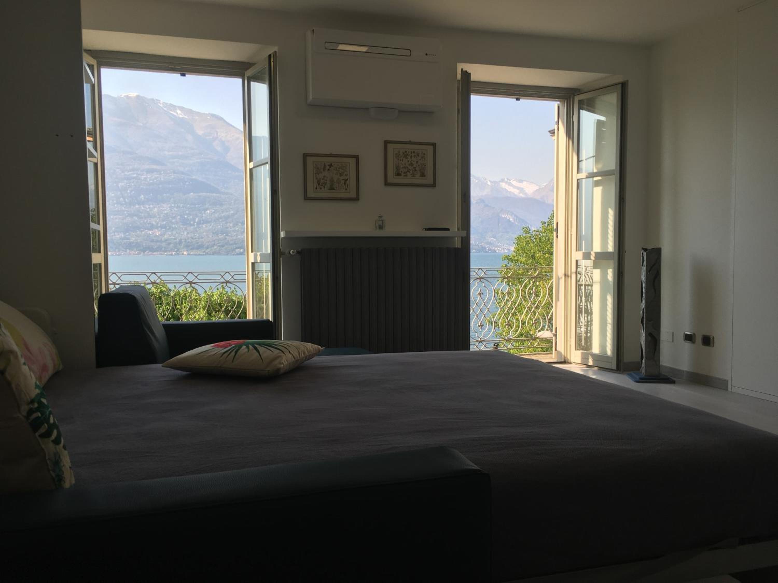 Apartment with Lake View - Photo 46