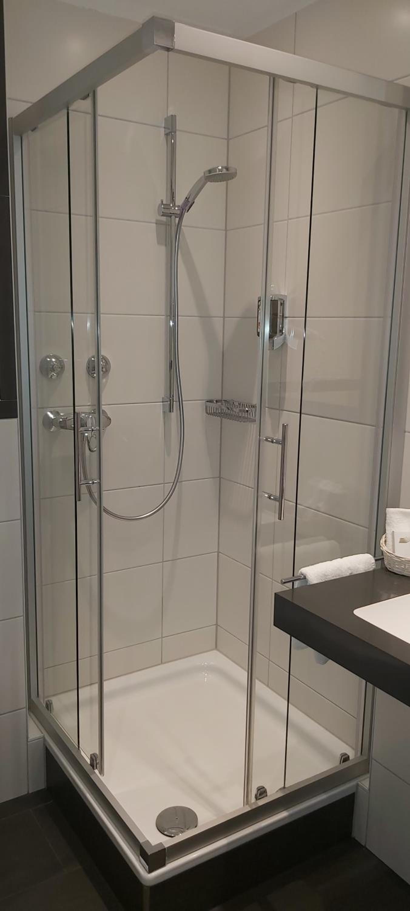 Double Room with Lake View and Balcony photo 3