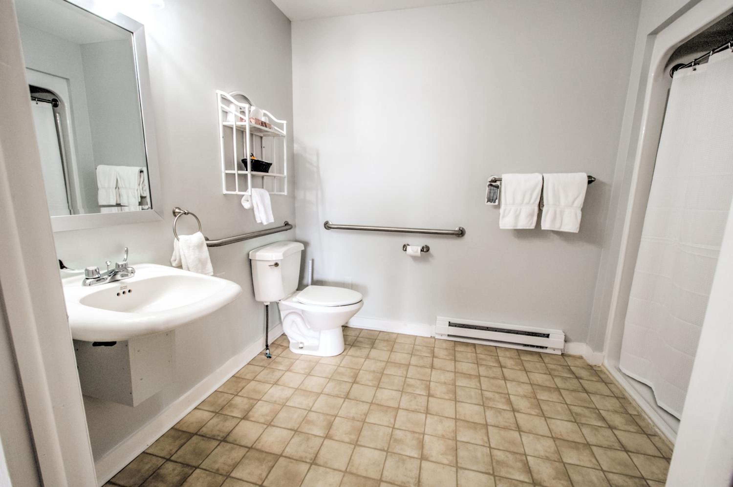East Shore Lodging, Fotografia 4