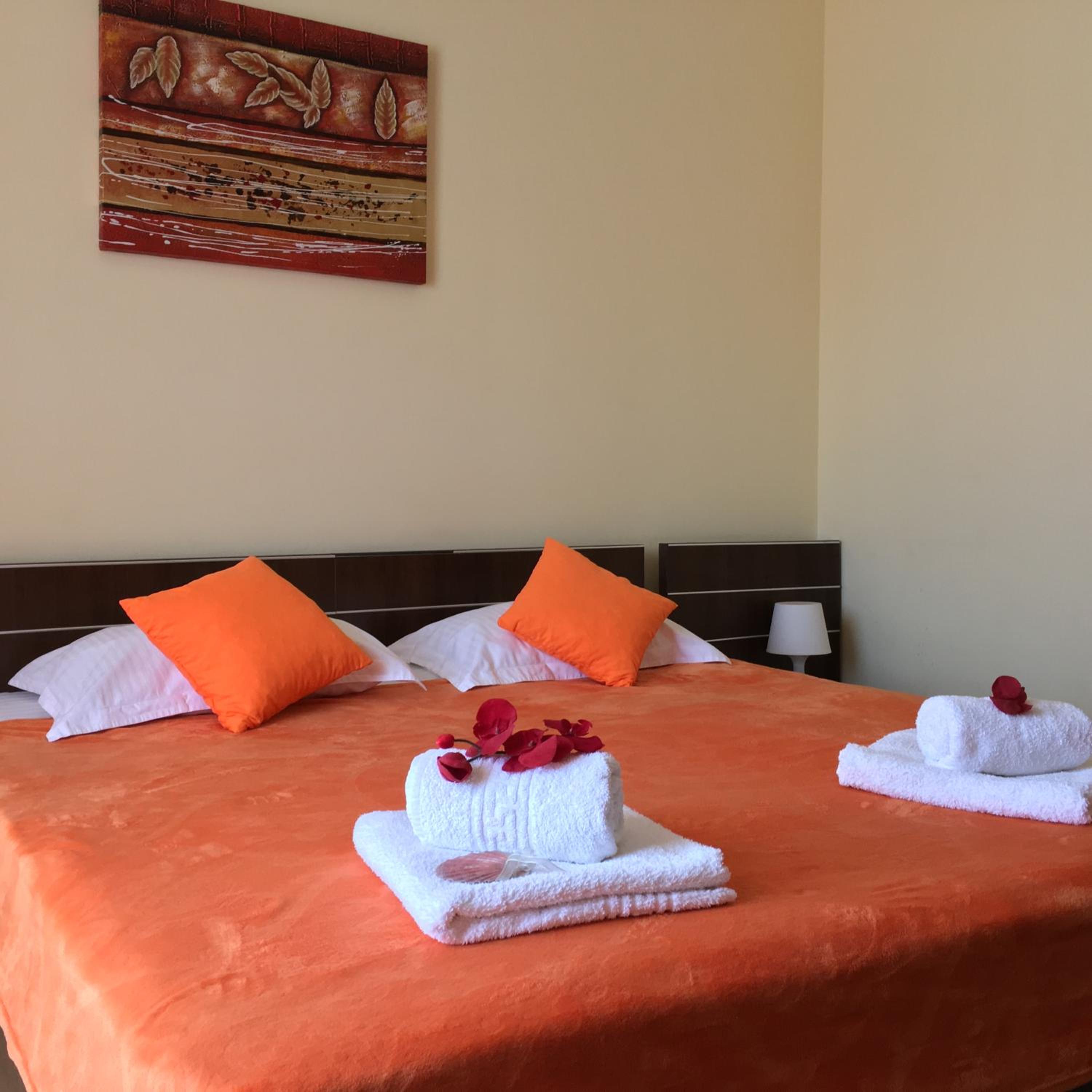 Standard Double Room - Photo 5