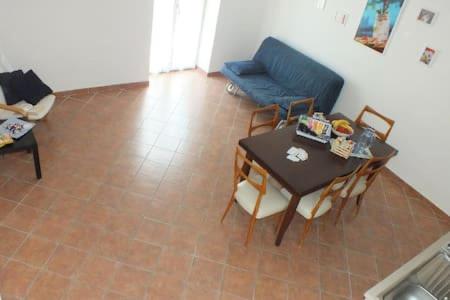 Three-Bedroom Townhouse photo 1