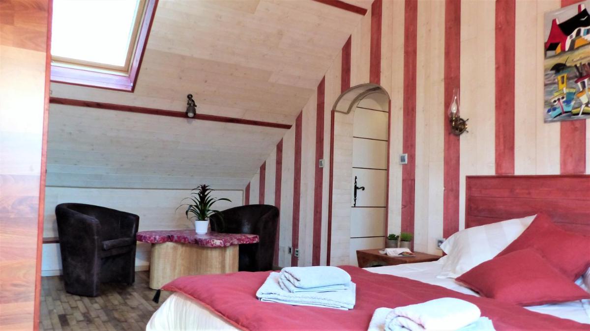 Deluxe Triple Room - Photo 4