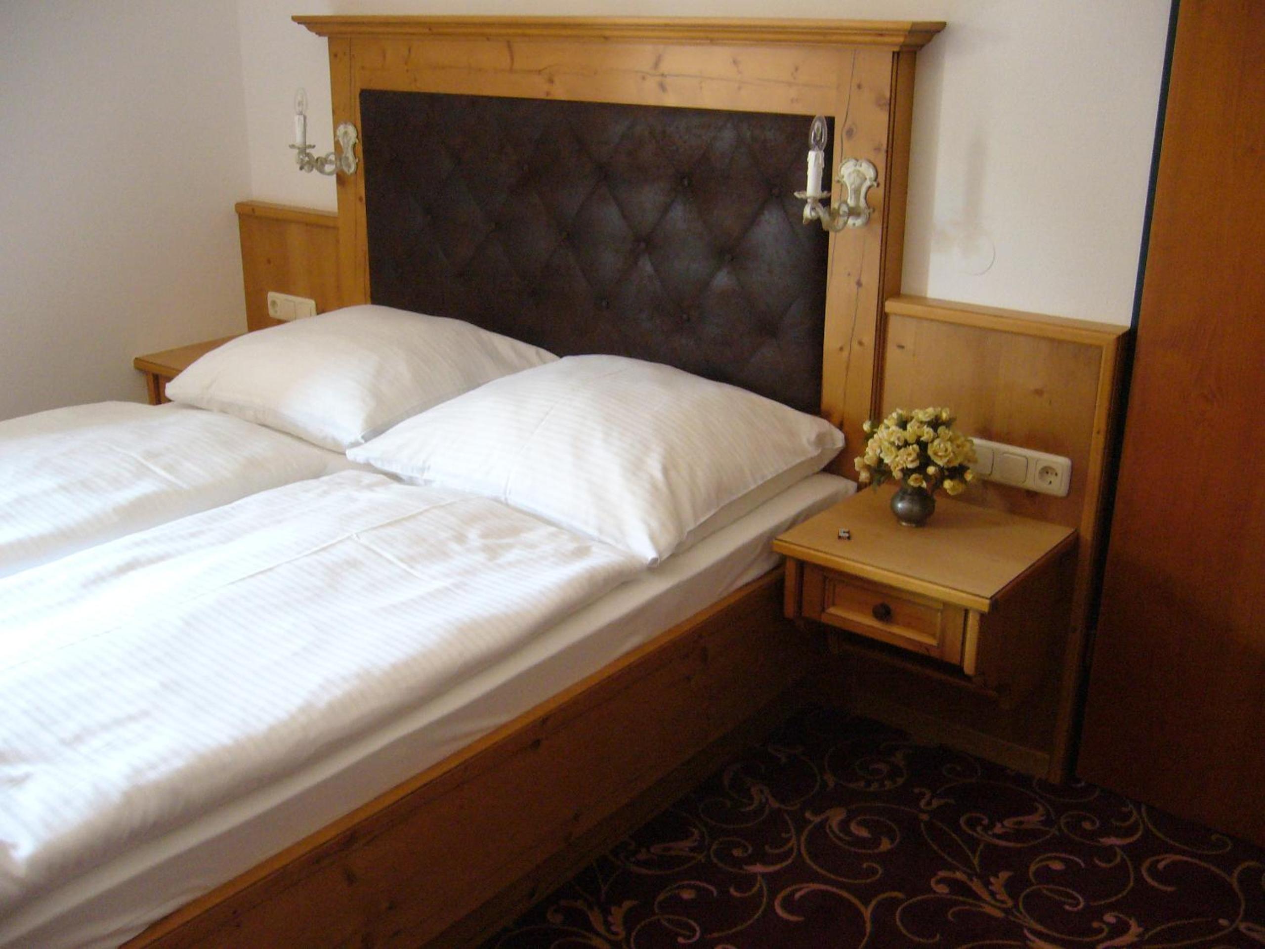 Suite with Balcony - Photo 10