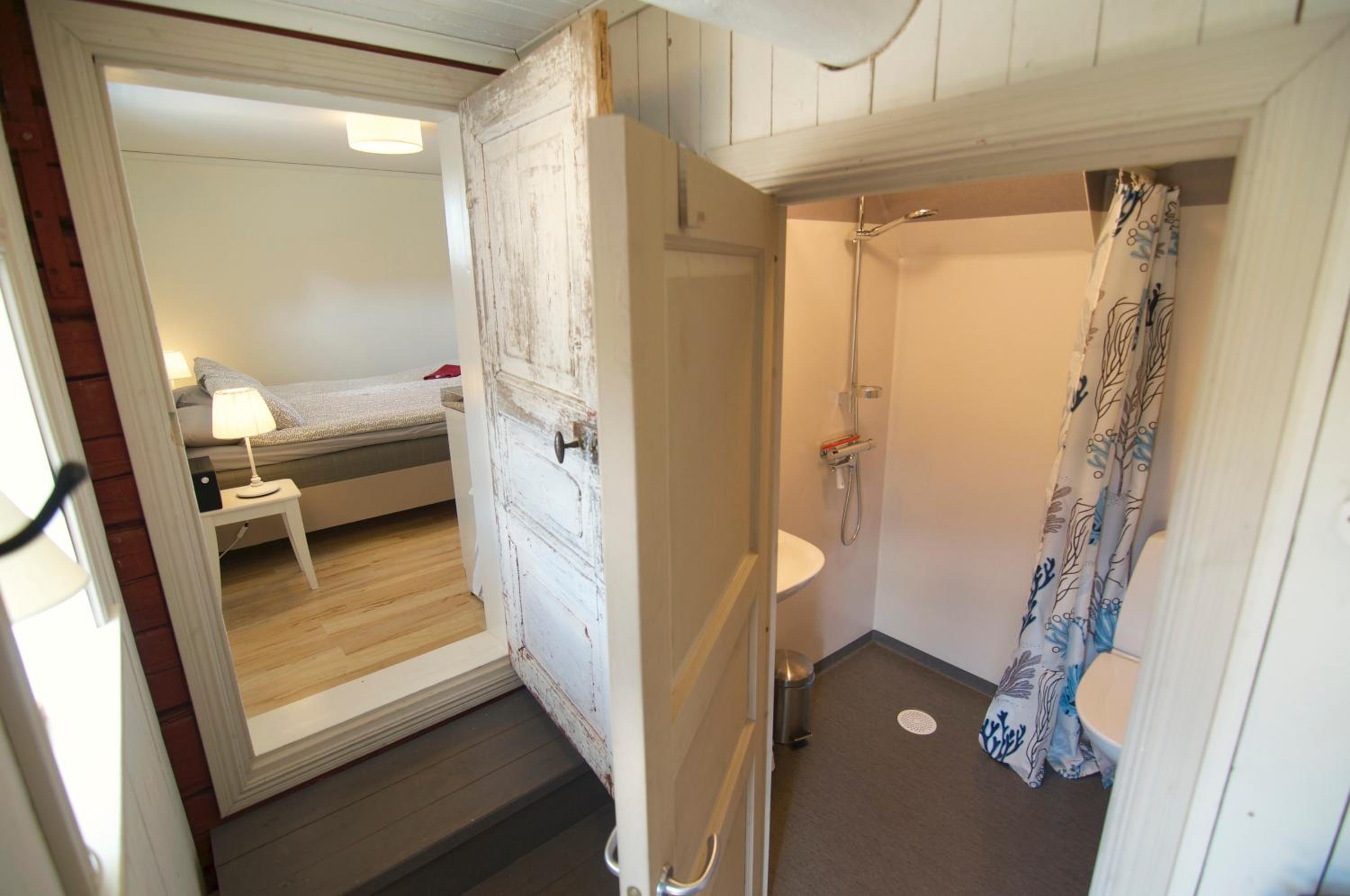 Double or Twin Room with Private Bathroom photo 2