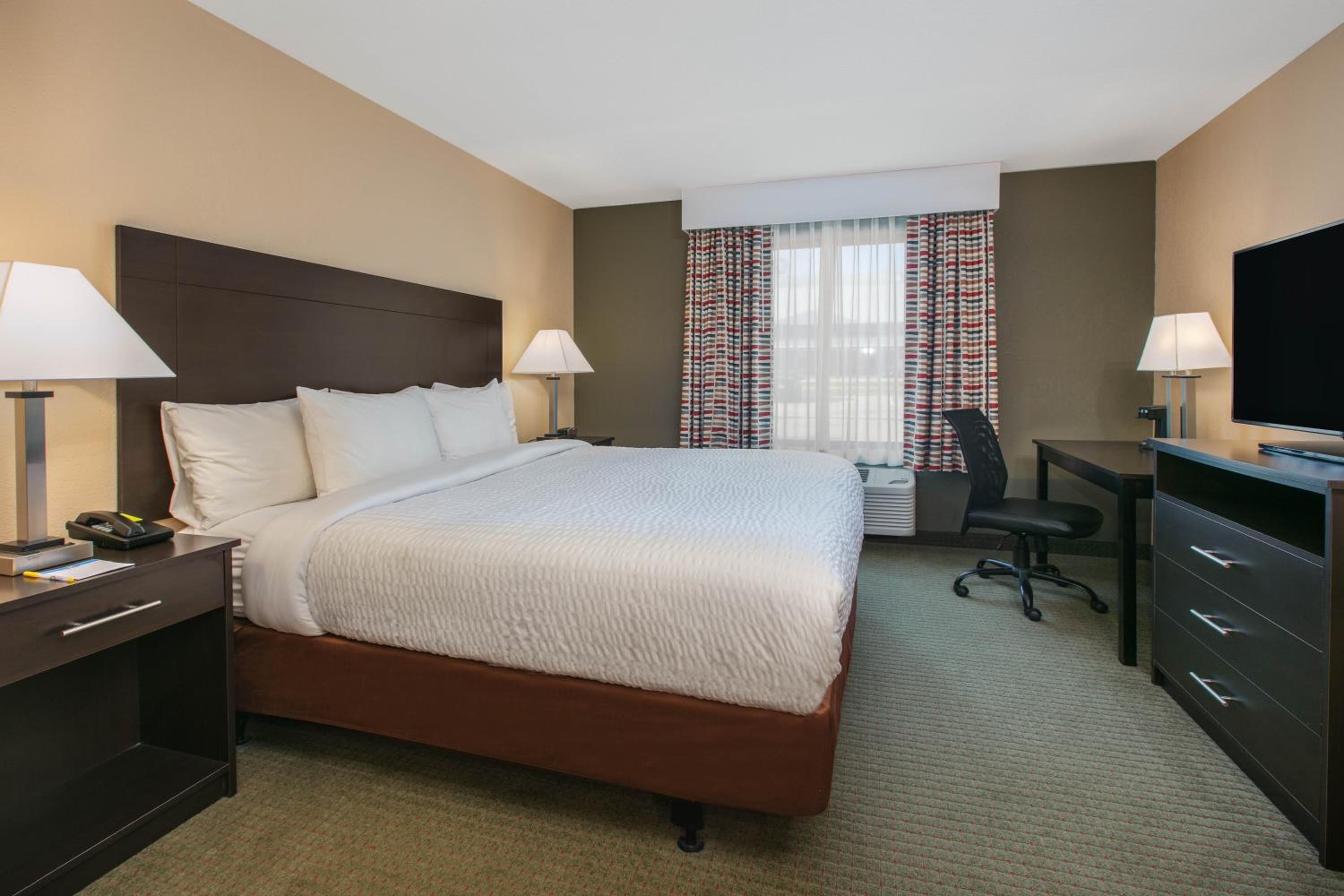 King Room - Mobility Access/Non-Smoking photo 3