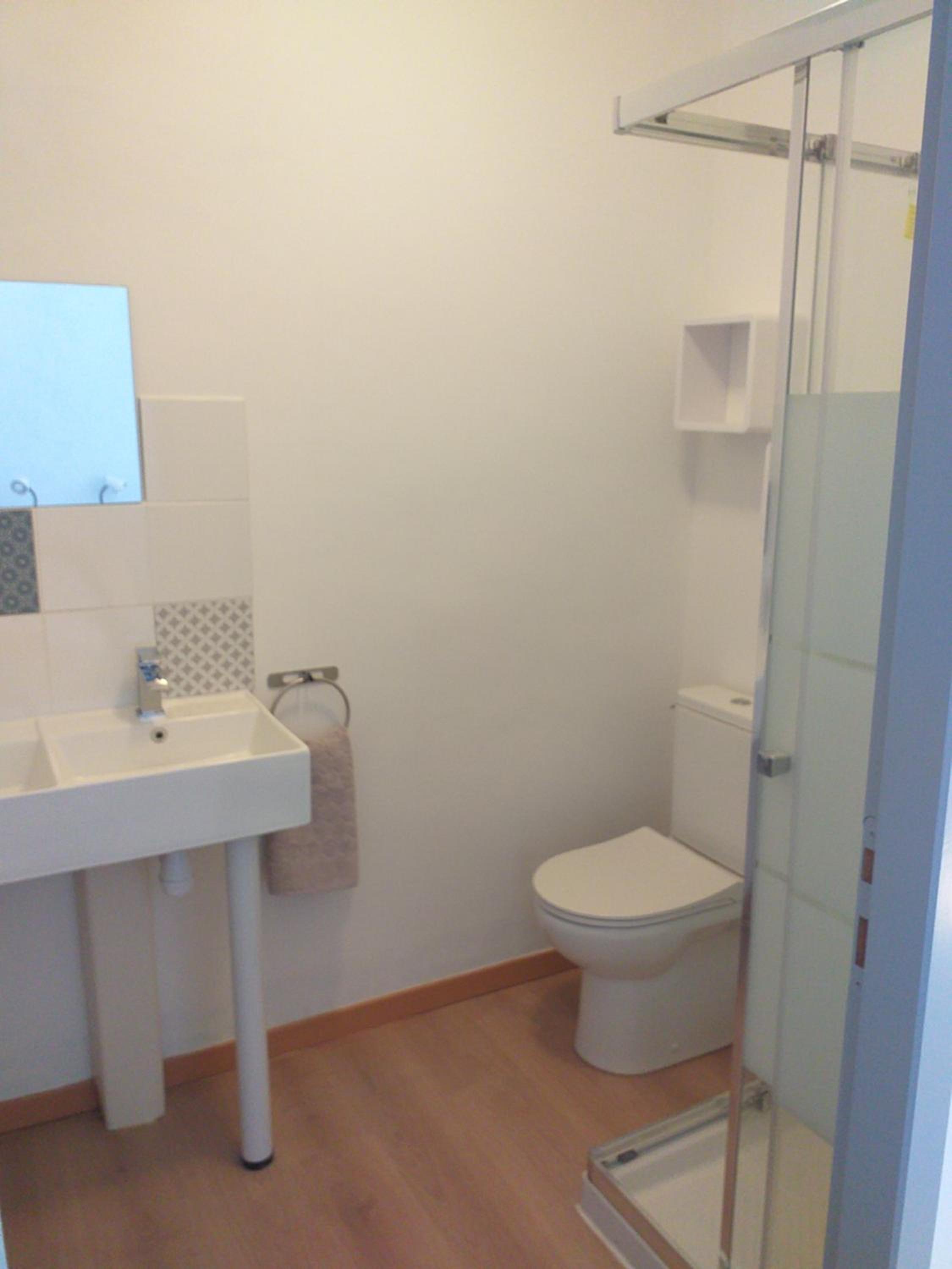 Single Bed in 6-Bed Dormitory Room photo 1