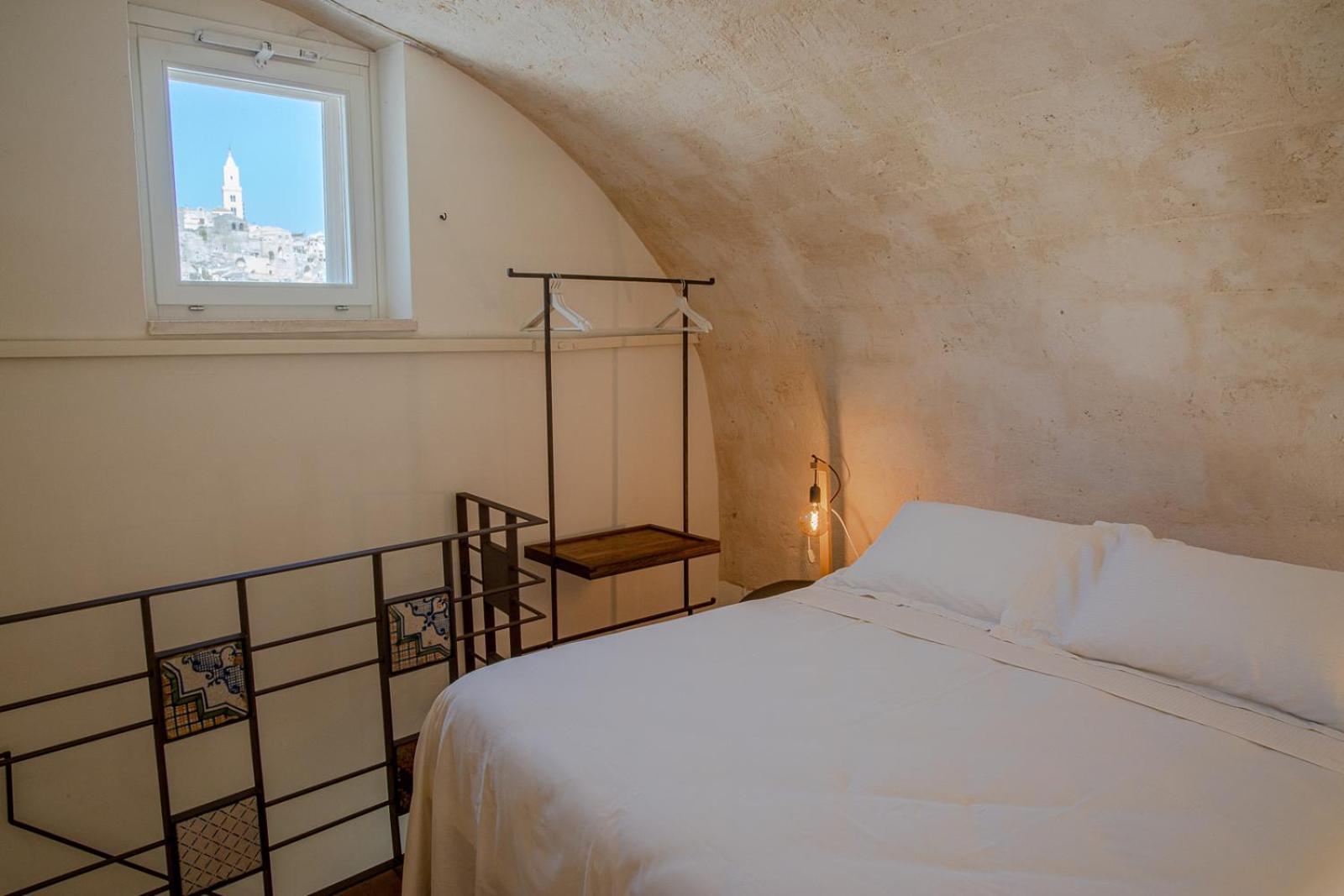 Deluxe Suite - Photo 19