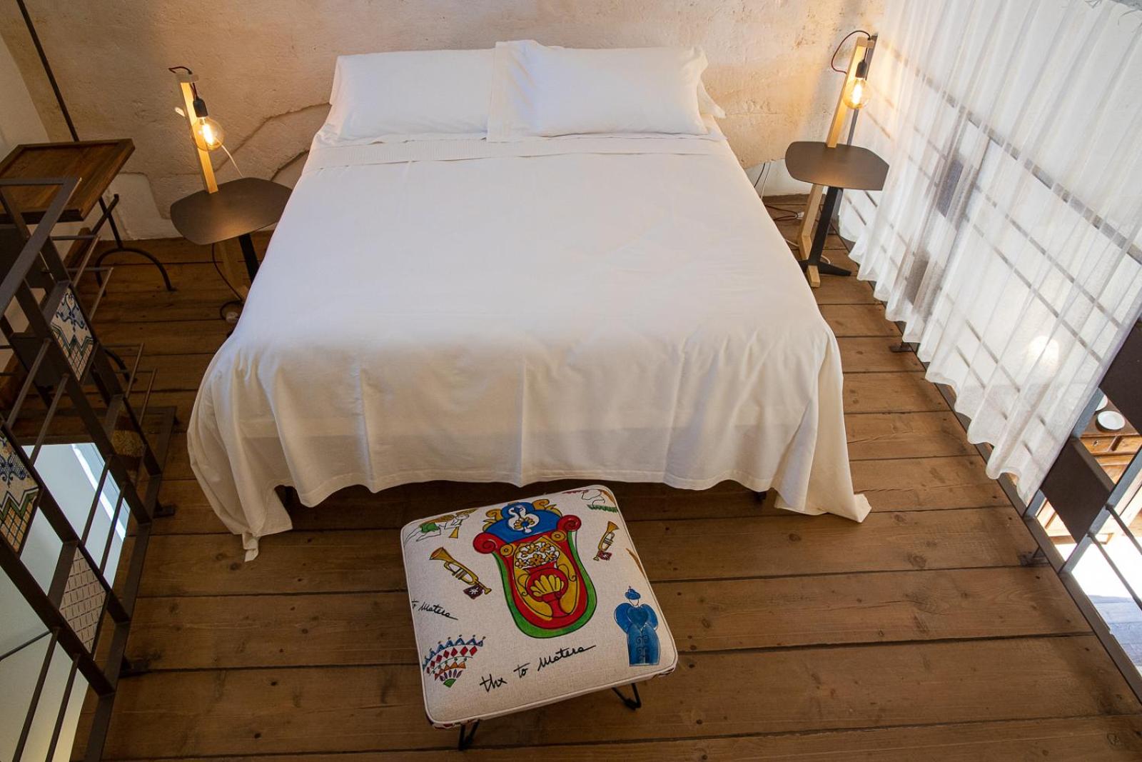 Deluxe Suite - Photo 20