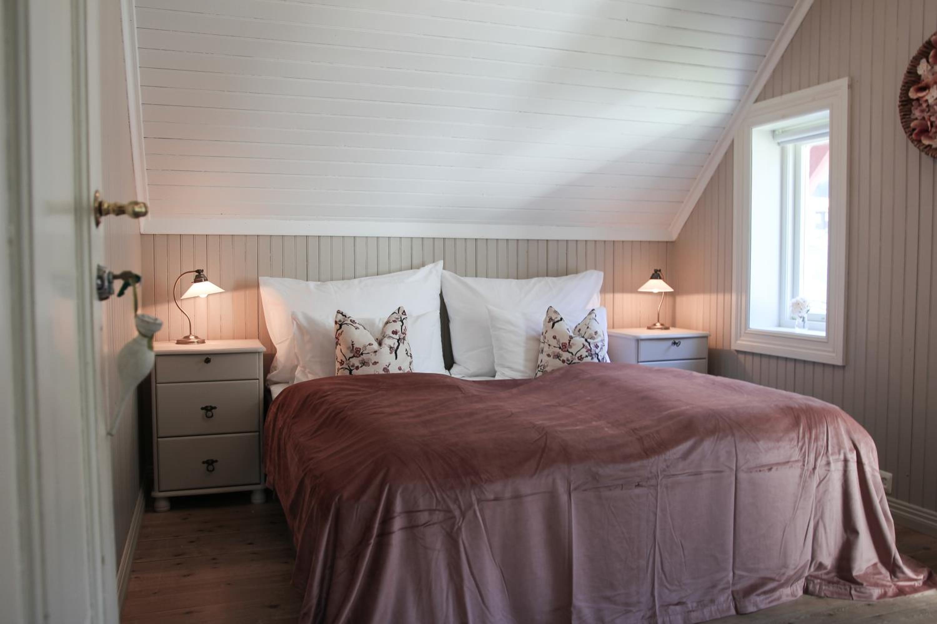 Double Room - Photo 2