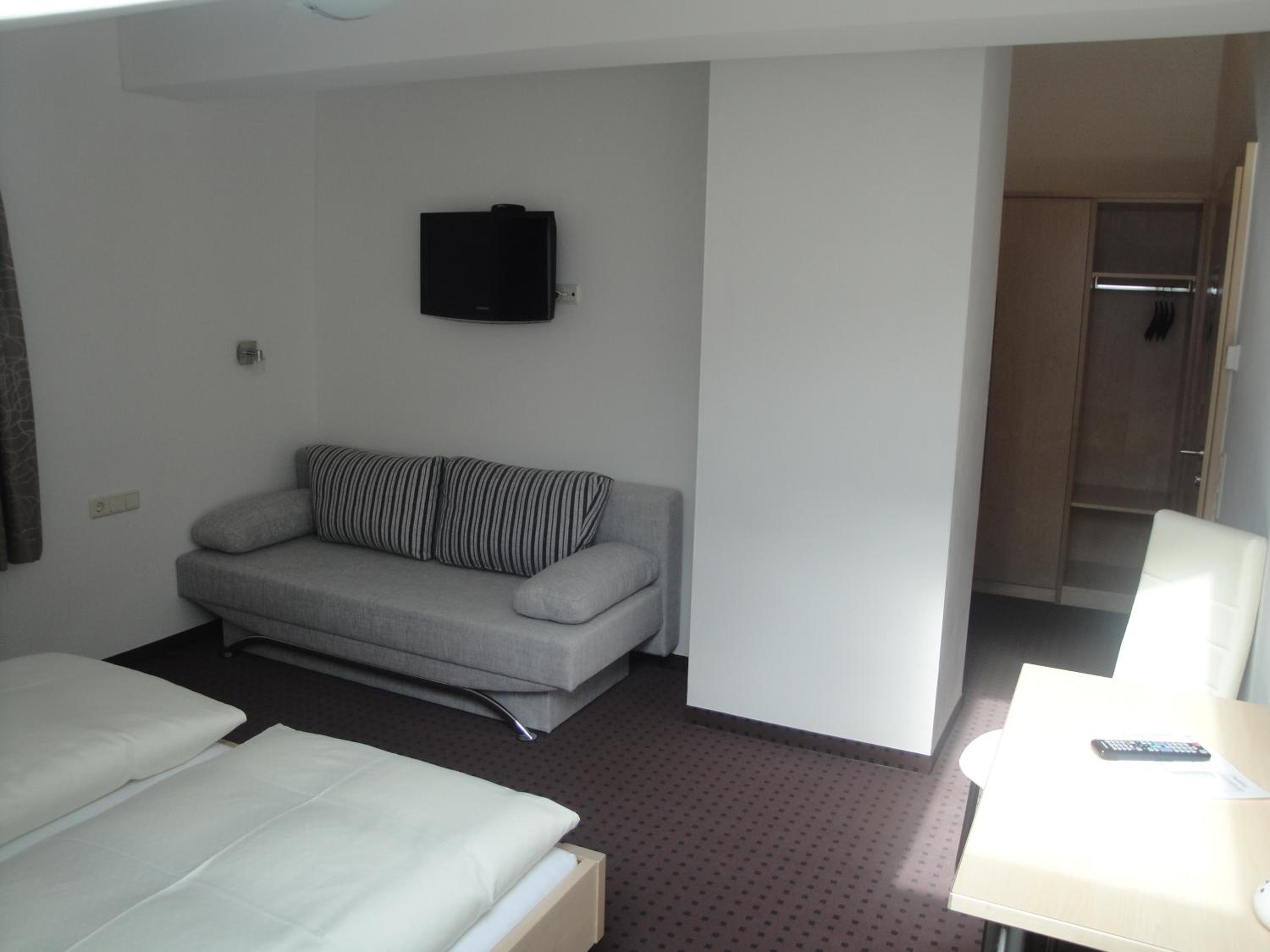 Triple Room photo 3